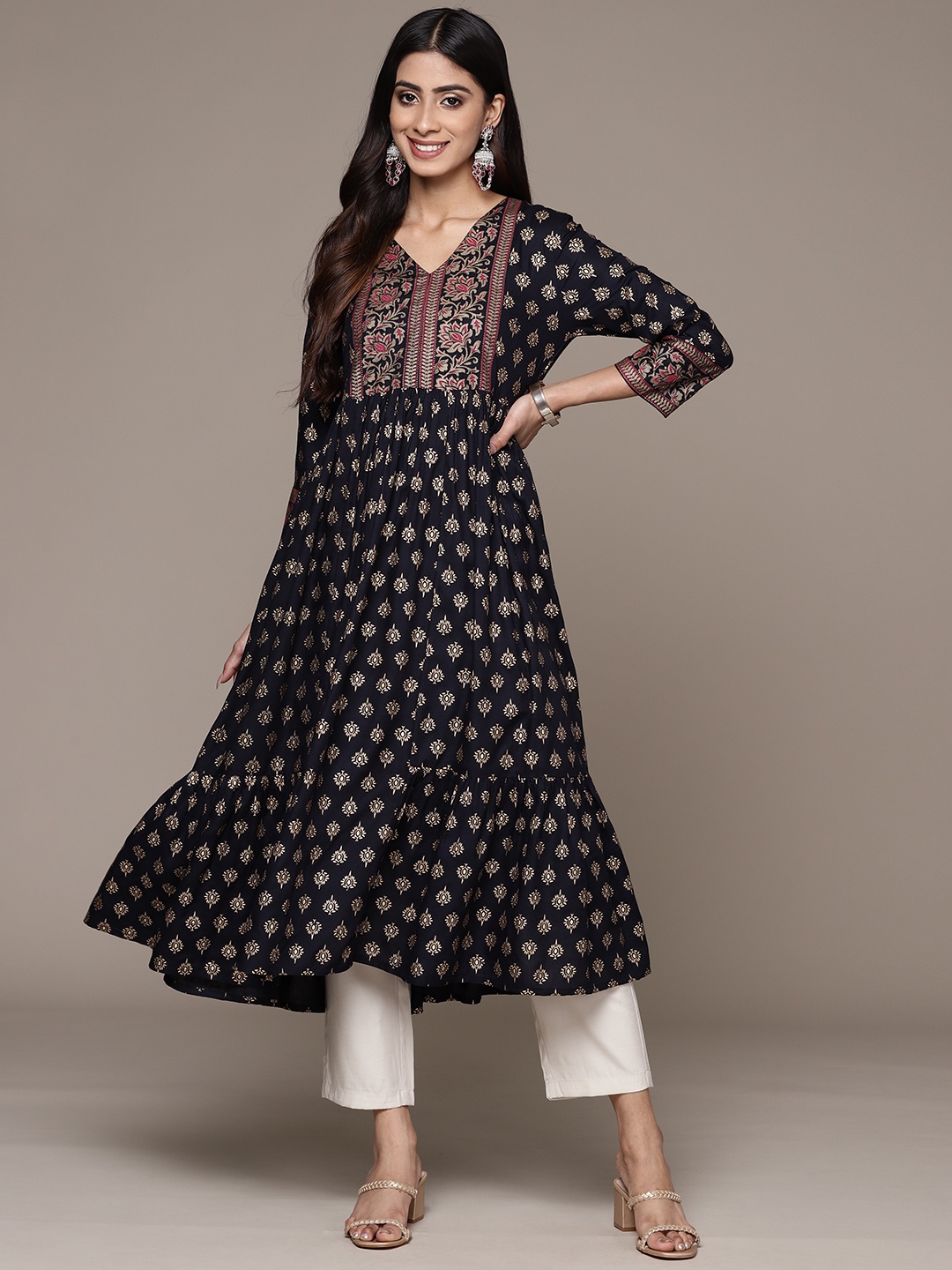 

Ishin Ethnic Motifs Printed Anarkali Kurta, Navy blue