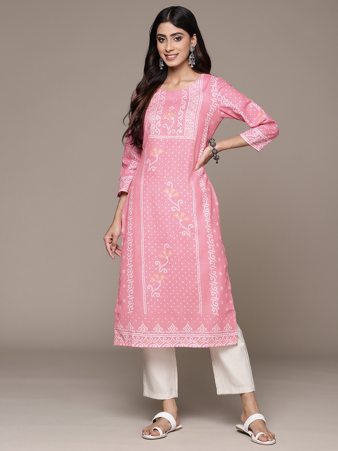 

Ishin Bandhani Printed Sequinned Kurta, Pink