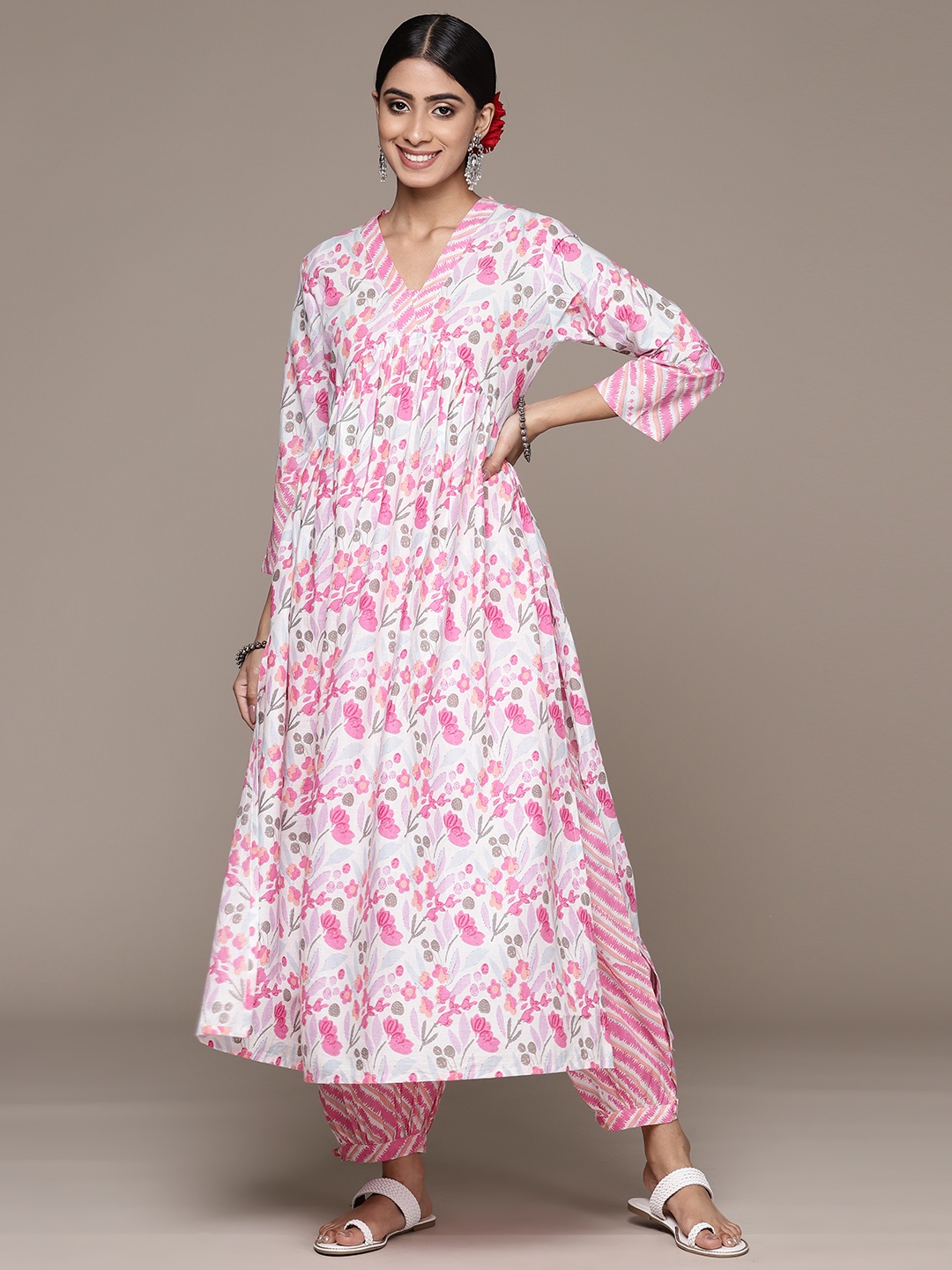 

Ishin Floral Printed Empire Pure Cotton Kurta With Salwar, Pink