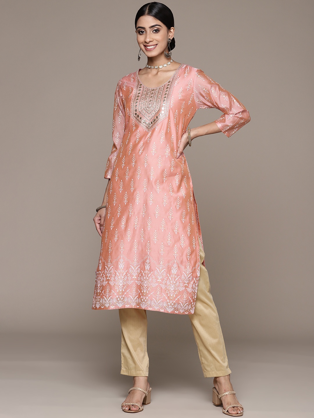 

Ishin Women Ethnic Motifs Printed Thread Work Kurta, Peach