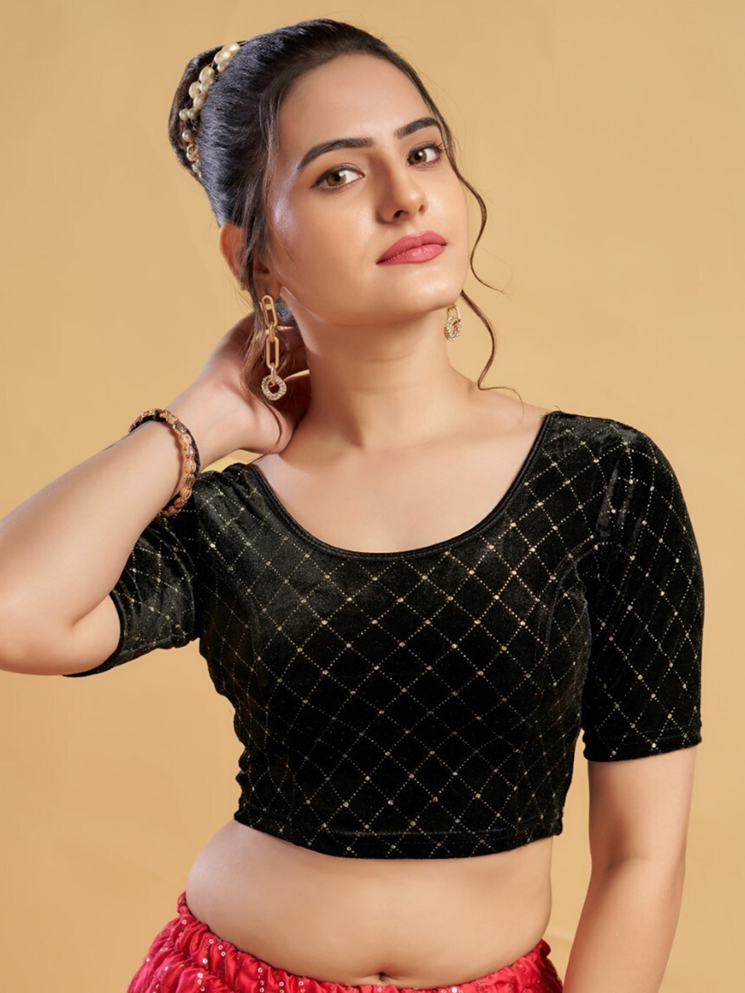 

HIMALAY Roud Neck Zari Work Half Sleeve Ready To Wear Blouse For Saree, Black