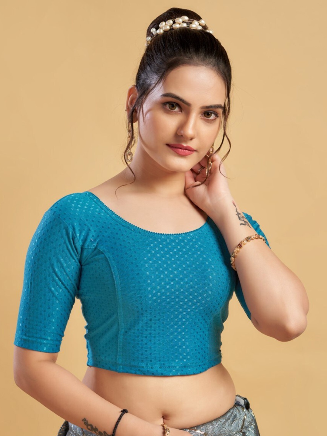 

HIMRISE Woven Design Round Neck Saree Blouse, Blue
