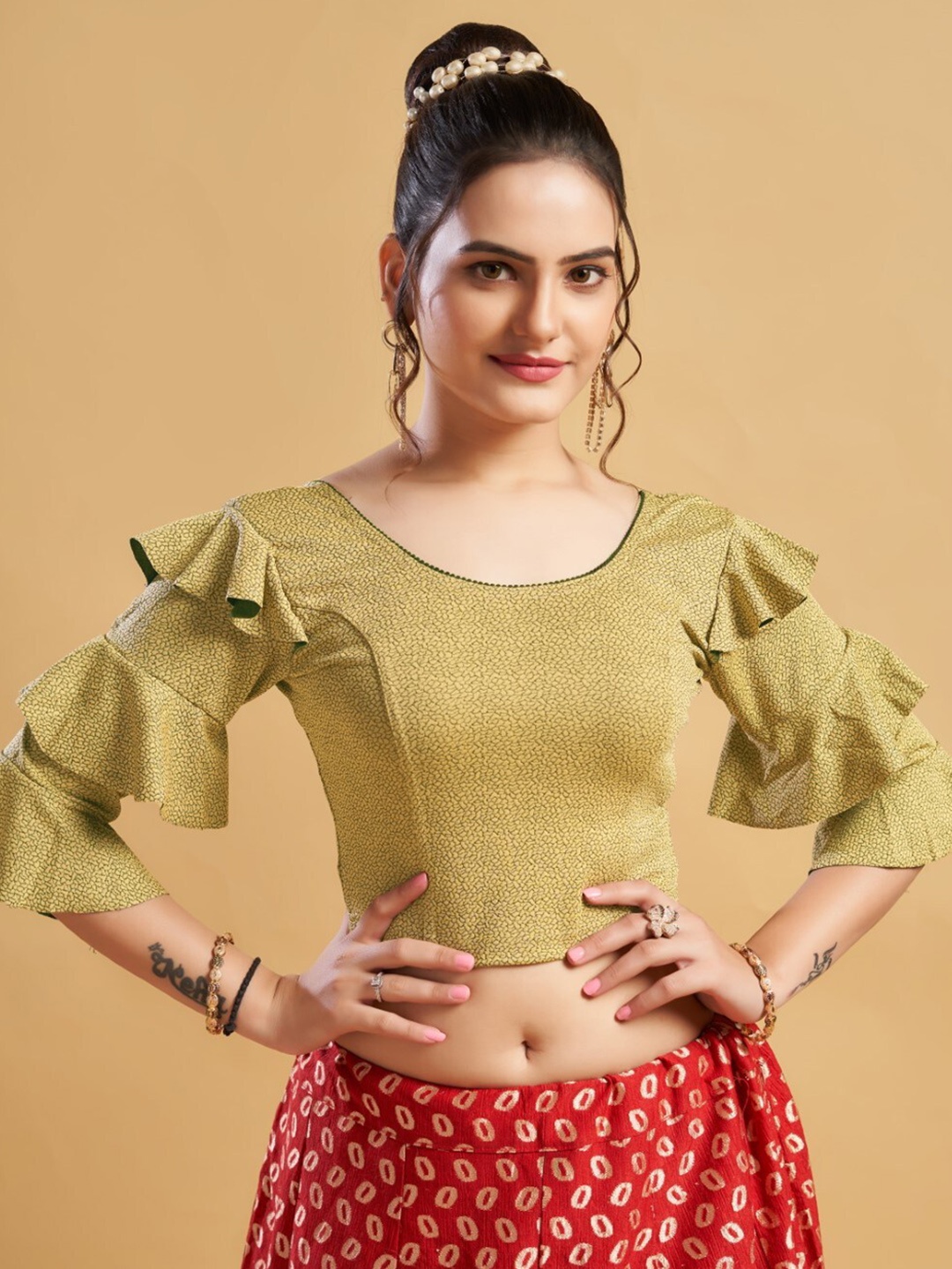 

HIMRISE Round Neck Printed Bell Sleeves Saree Blouse, Green