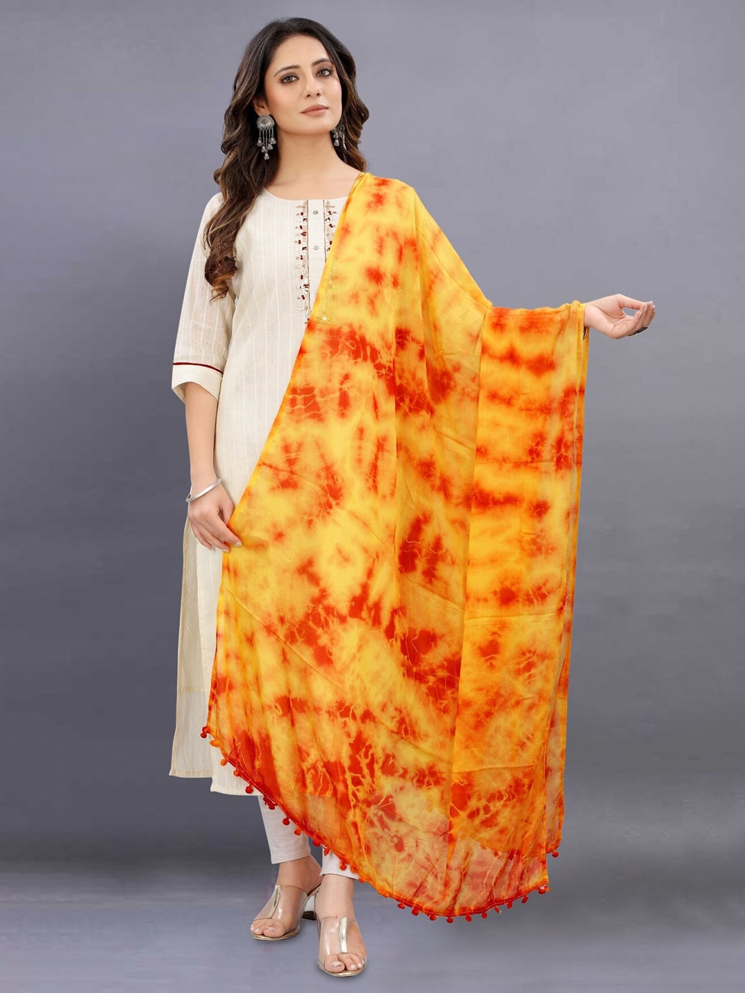 

APNISHA Dyed Chiffon Dupatta, Yellow