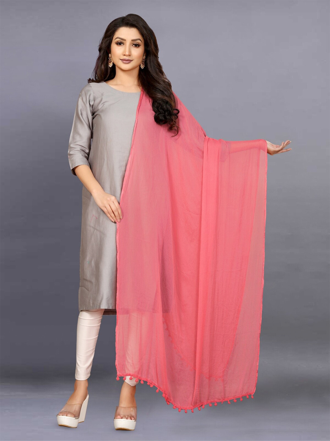

APNISHA Chiffon Dupatta With Tasselled Border, Pink