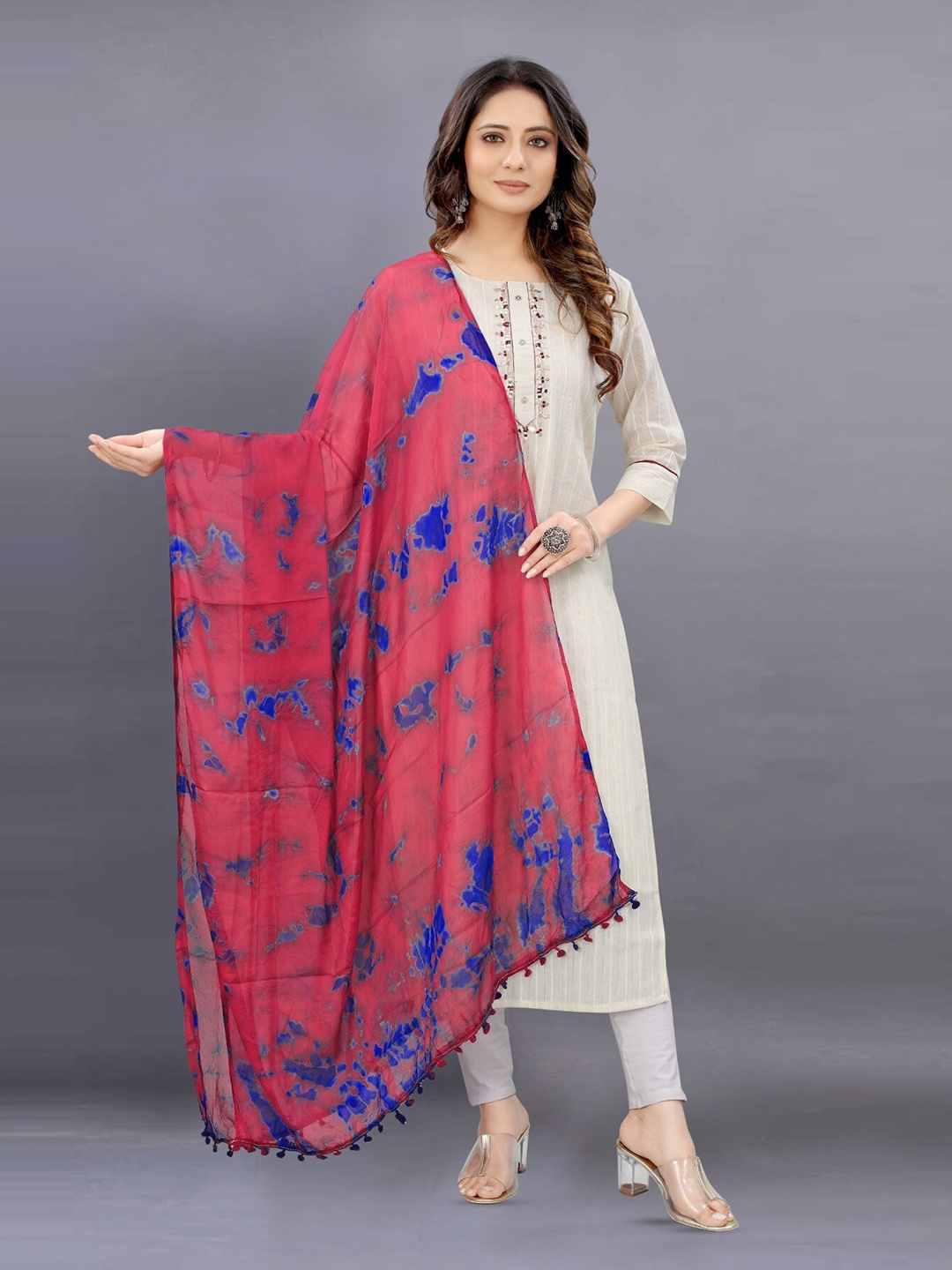 

APNISHA Abstract Printed Tasselled Border Dupatta, Pink