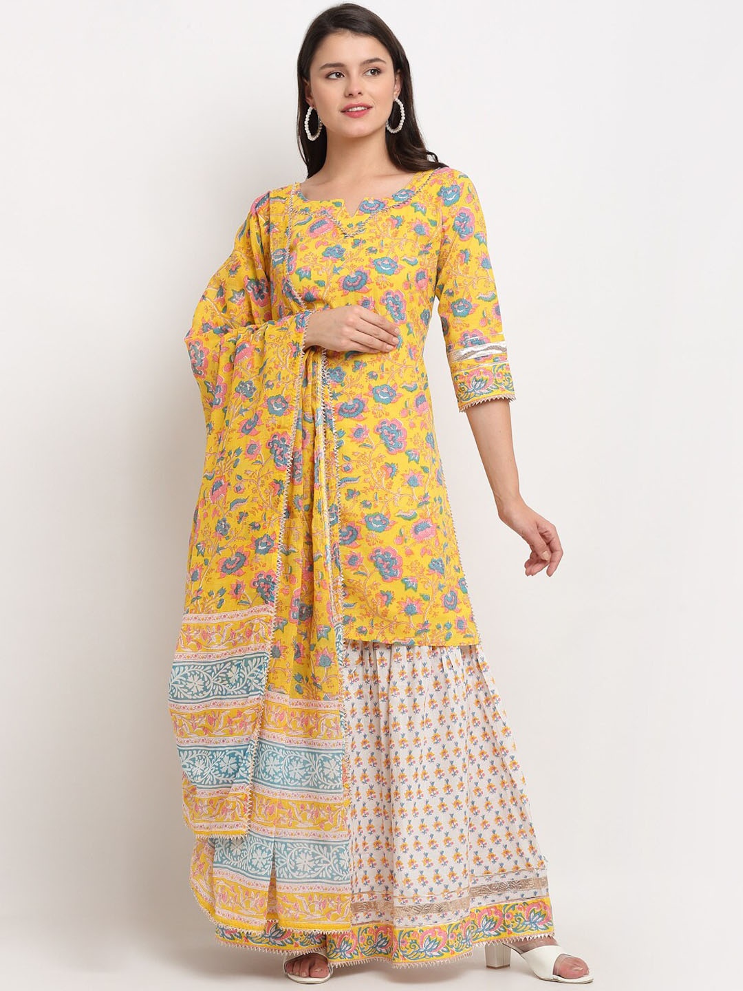 

The Mini NEEDLE Floral Printed Pure Cotton Kurta with Skirt & Dupatta, Yellow