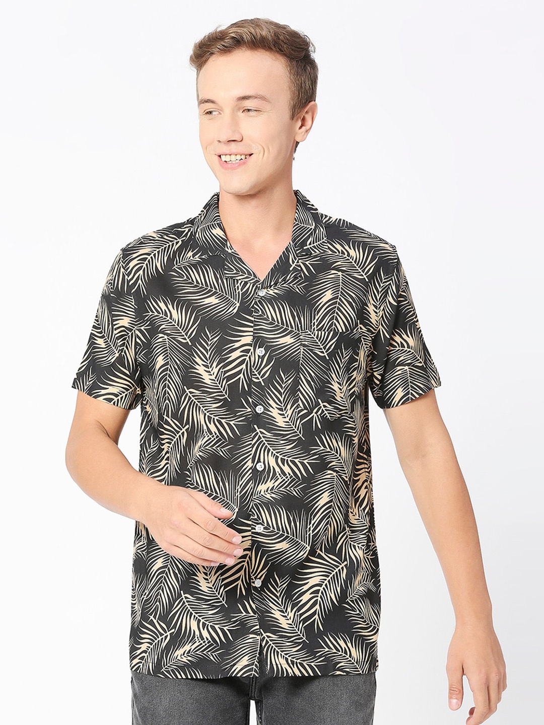 

MOD ECRU Floral Printed Casual Shirt, Black
