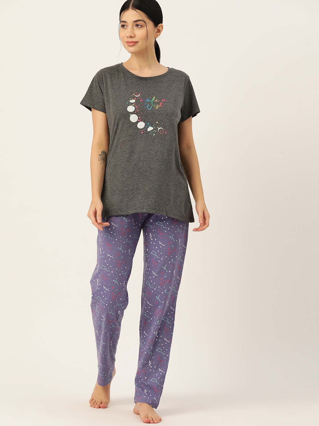 

ETC Women Graphic Printed Night Suit, Grey