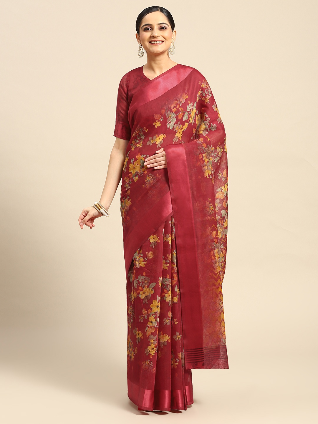 

AHIKA Floral Printed Saree, Red