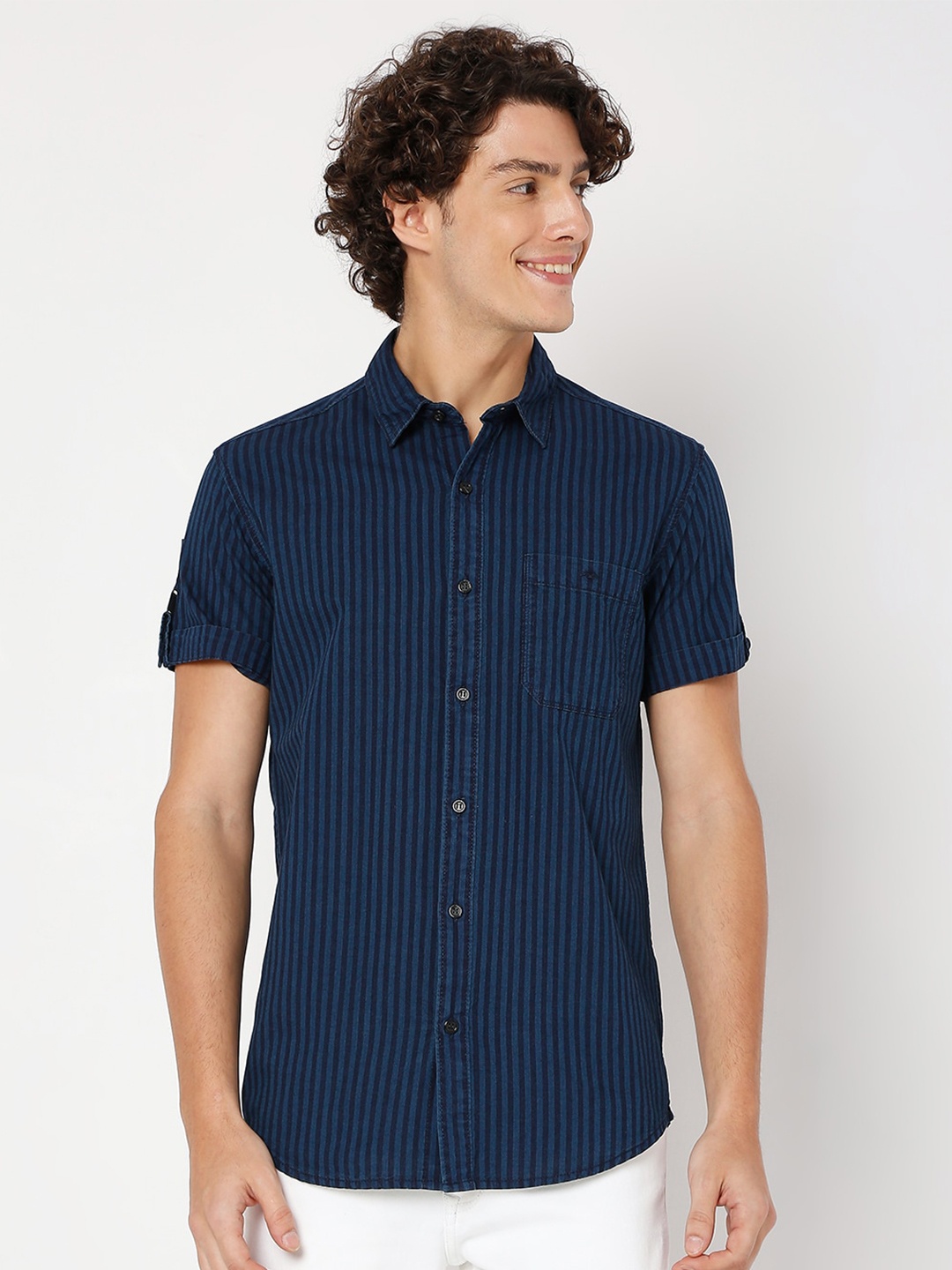 

Mufti Slim Fit Opaque Striped Casual Shirt, Blue