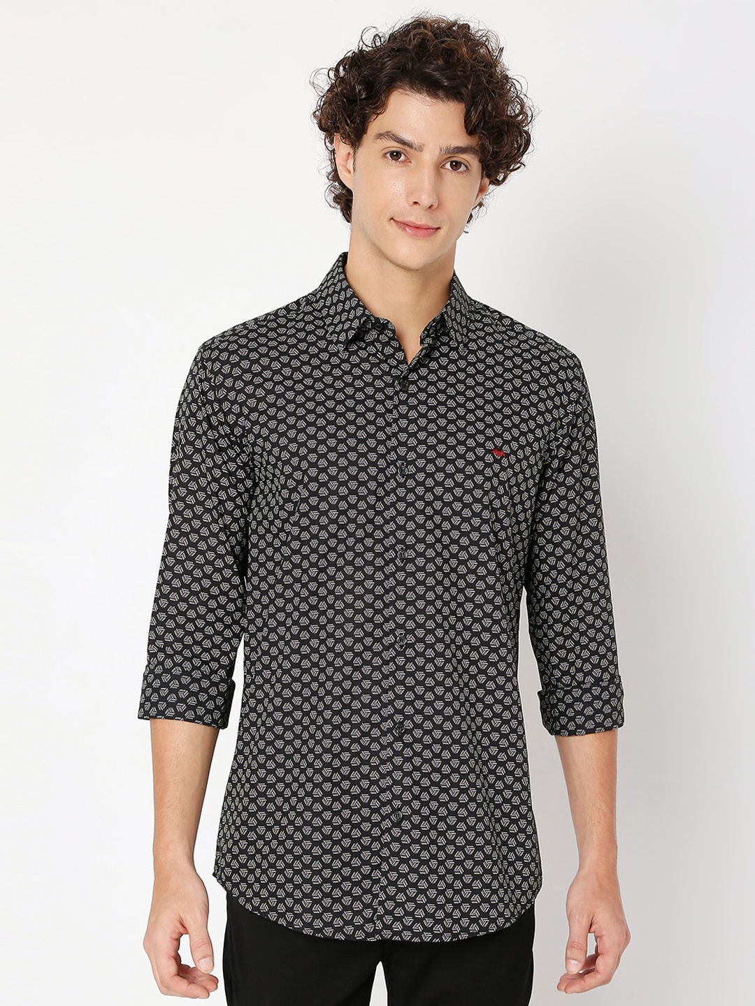 

Mufti Slim Fit Opaque Printed Casual Shirt, Black