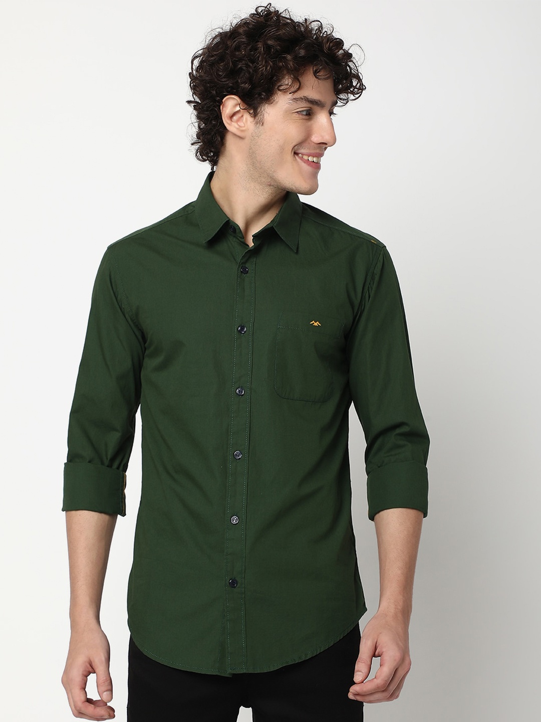 

Mufti Slim Fit Opaque Casual Shirt, Green