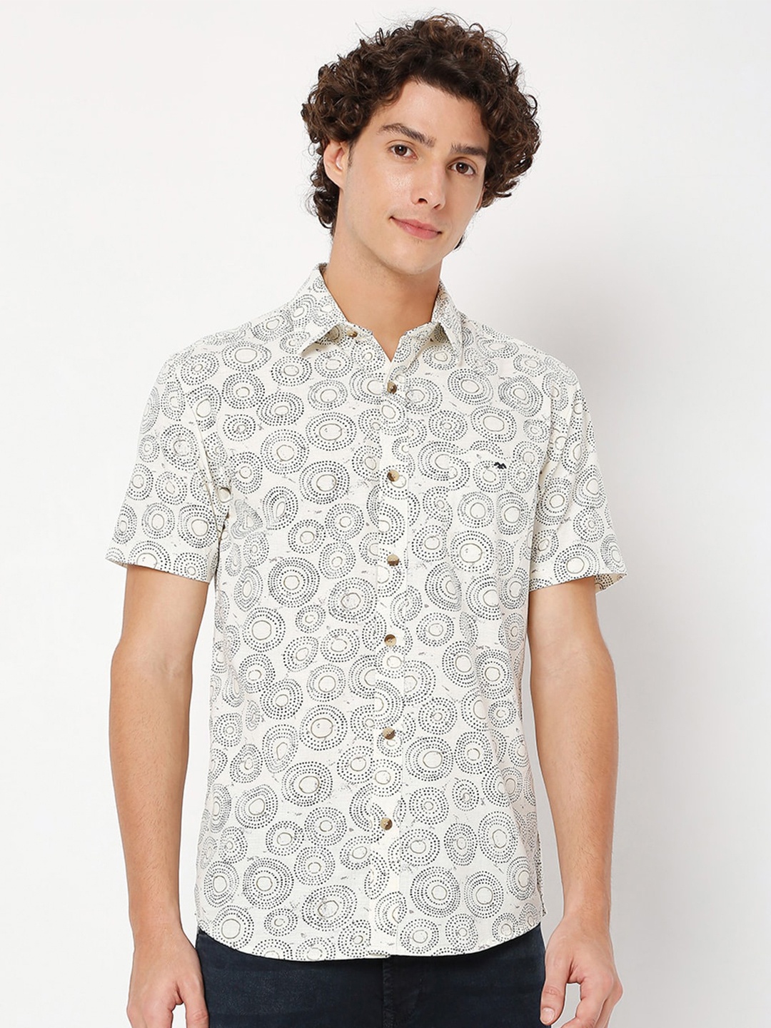 

Mufti Slim Fit Geometric Printed Shirt, Off white