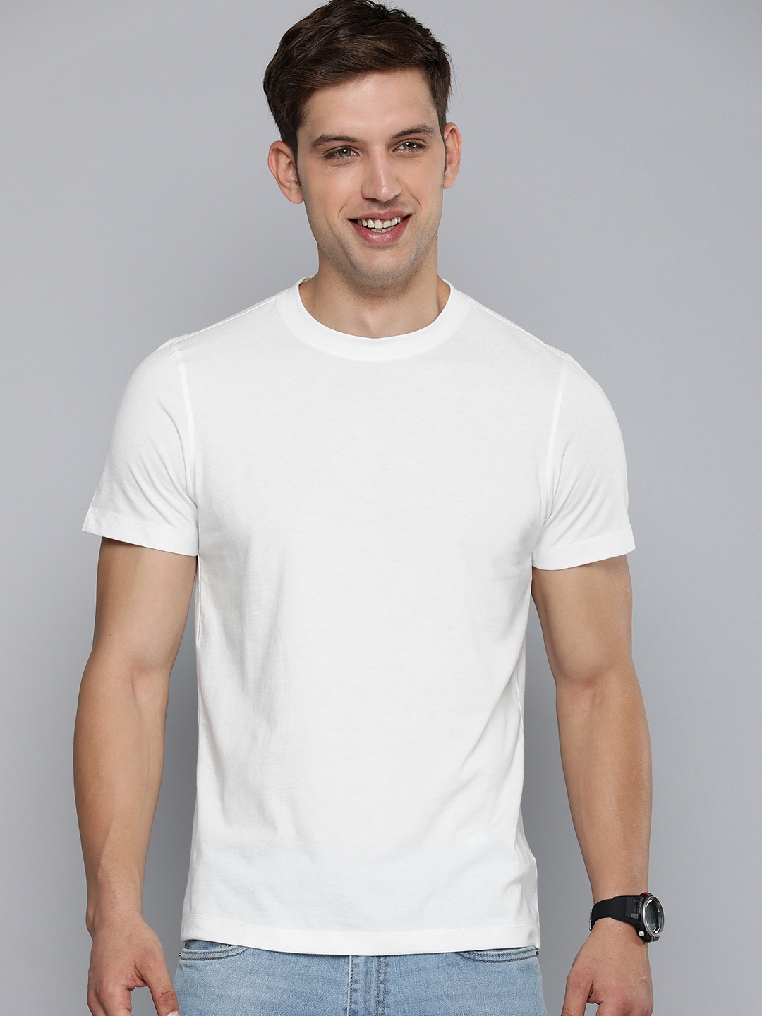 

HERE&NOW Men Solid Pure Cotton T-shirt, White