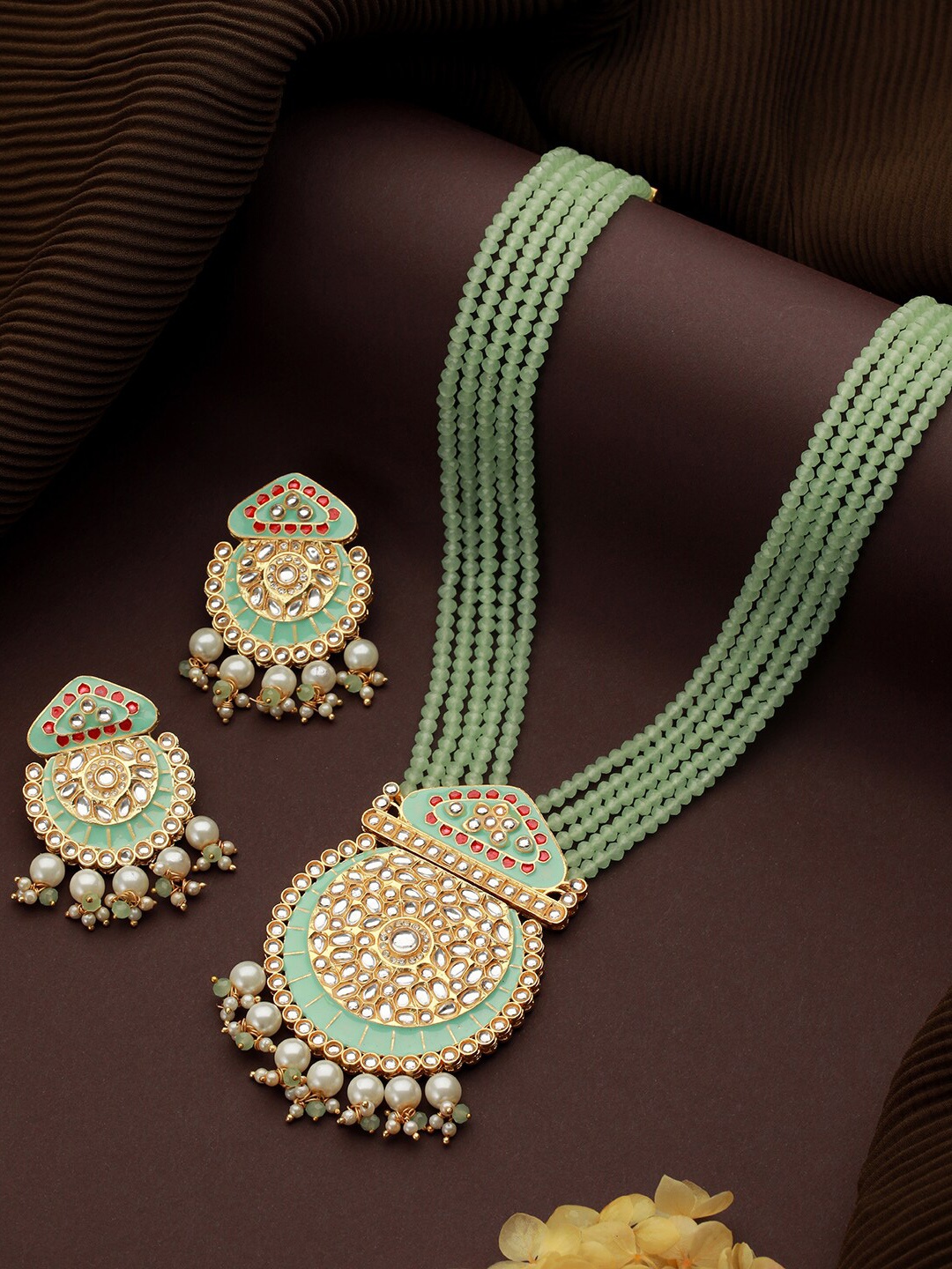 

Priyaasi Gold-Plated Meenakari Kundan-Studded & Beaded Jewellery Set