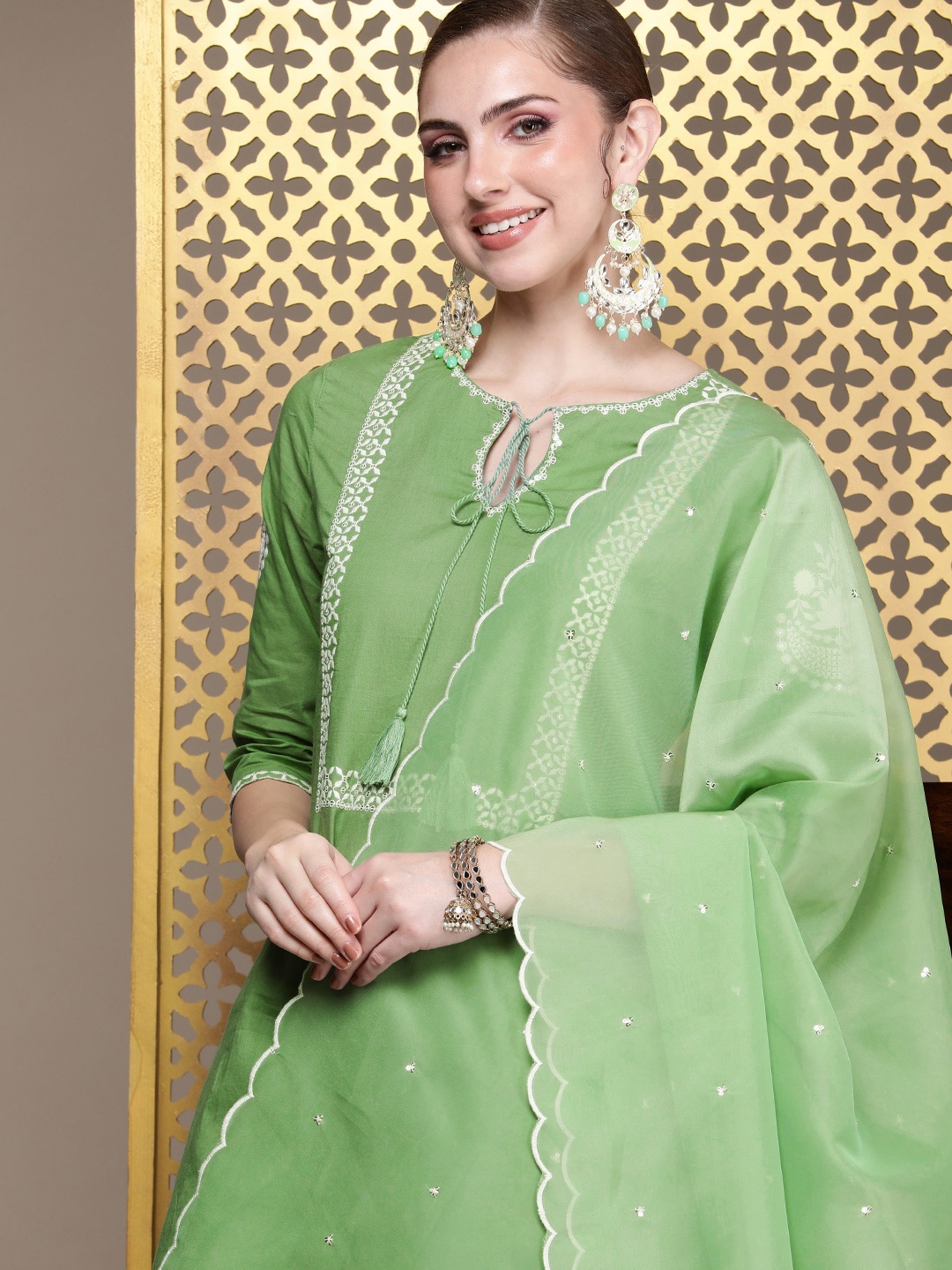 

House of Pataudi Jashn Ethnic Motifs Embroidered Pure Cotton Kurta with Palazzos & Dupatta, Green