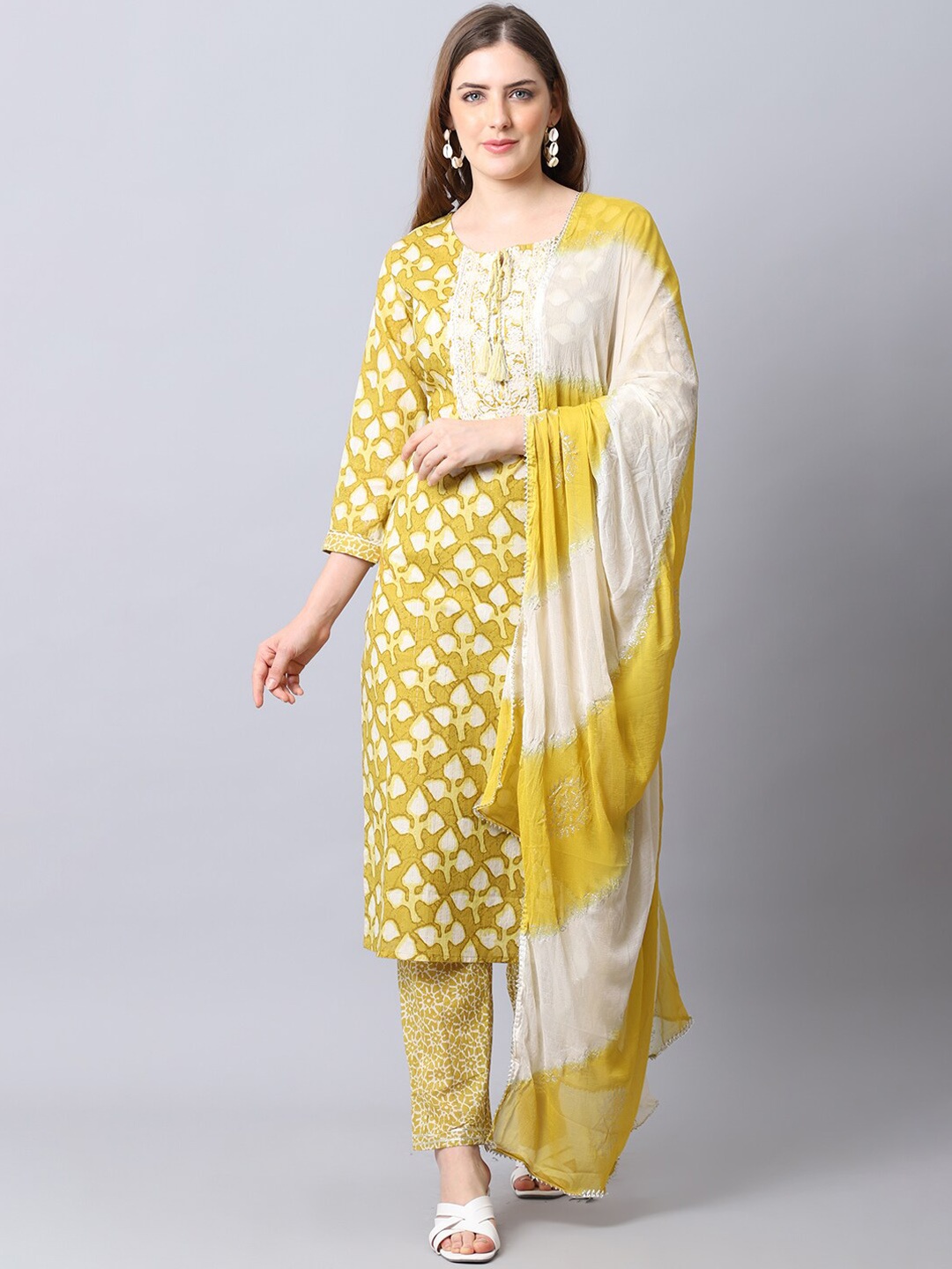 

The Mini NEEDLE Floral Printed Pure Cotton Kurta With Trousers & Dupatta, Mustard