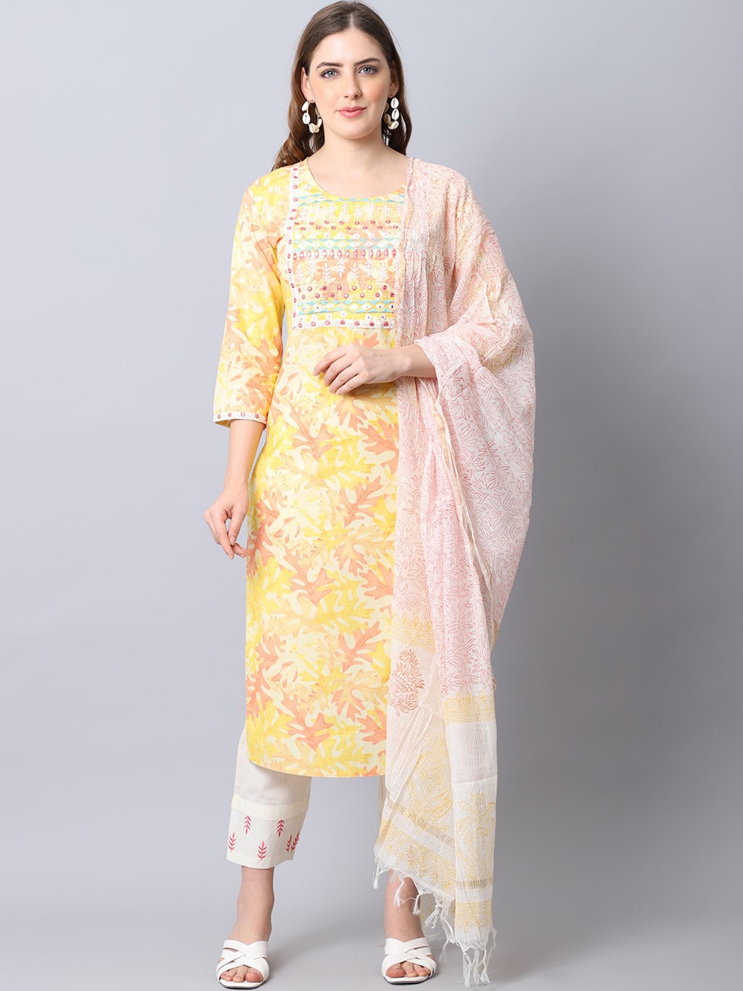 

The Mini NEEDLE Floral Printed Mirror Work Pure Cotton Kurta with Trousers & Dupatta, Yellow