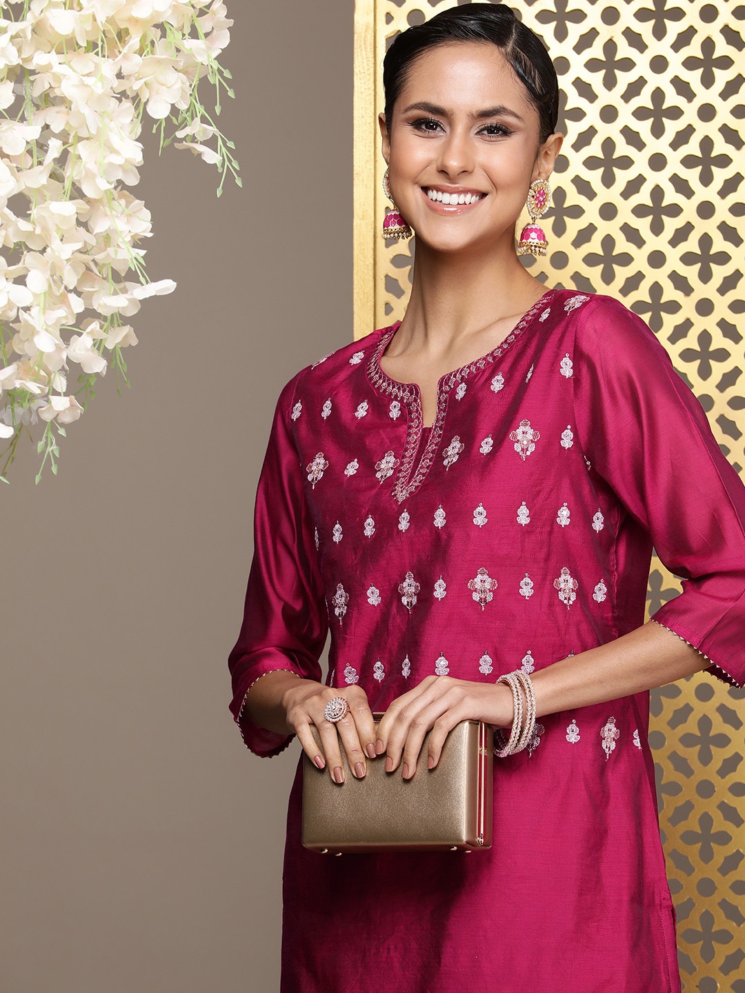 

House of Pataudi Yoke Design Sequined Jashn Kurta, Fuchsia