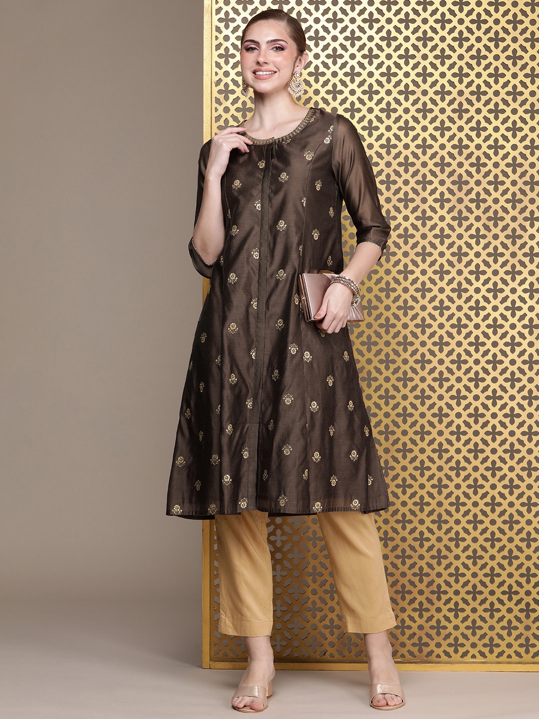 

House of Pataudi Embellished Sequined Jashn Kurta, Grey