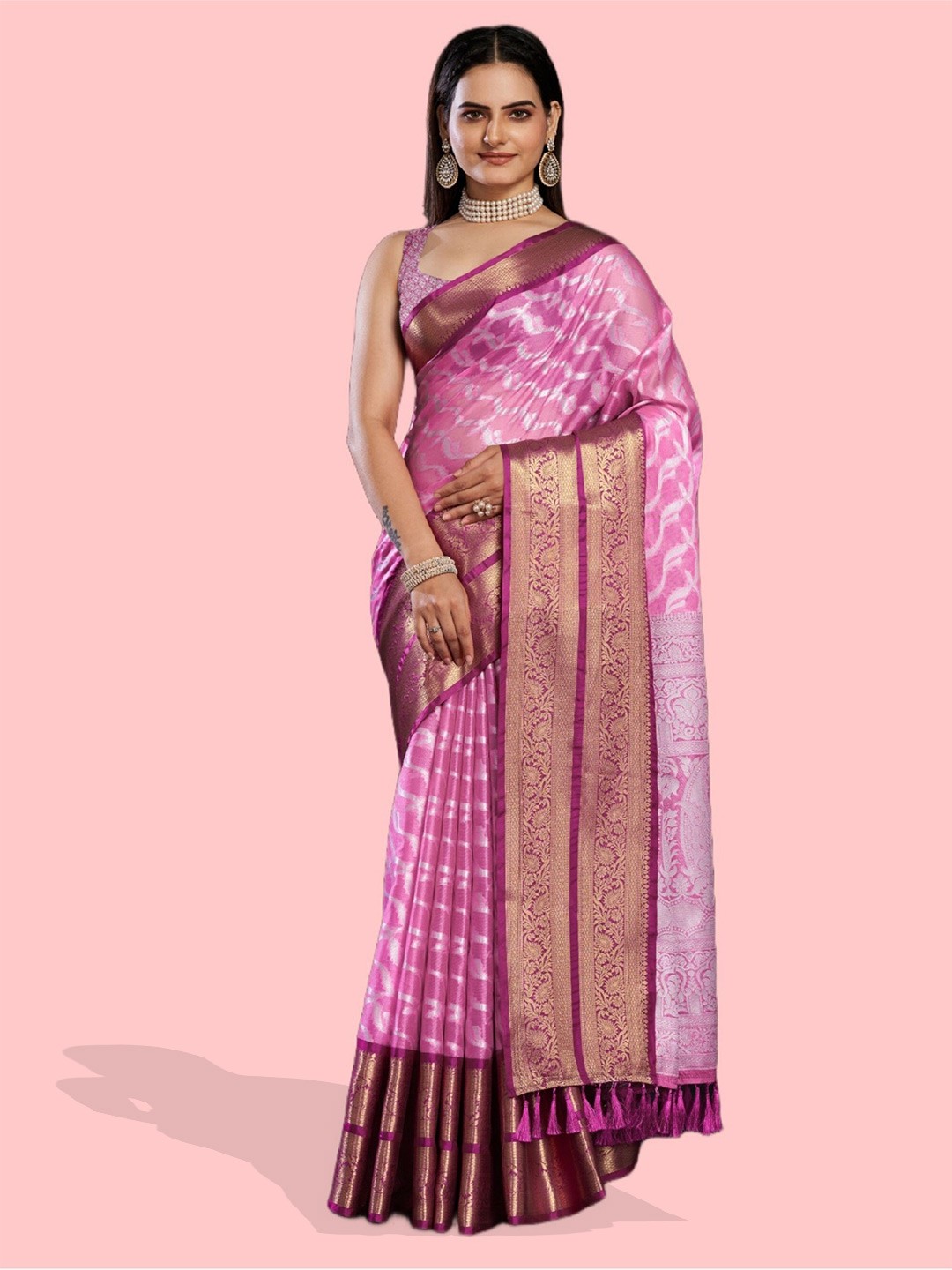 

Mitera Pink & Gold-Toned Abstract Woven Design Zari Tissue Banarasi Saree