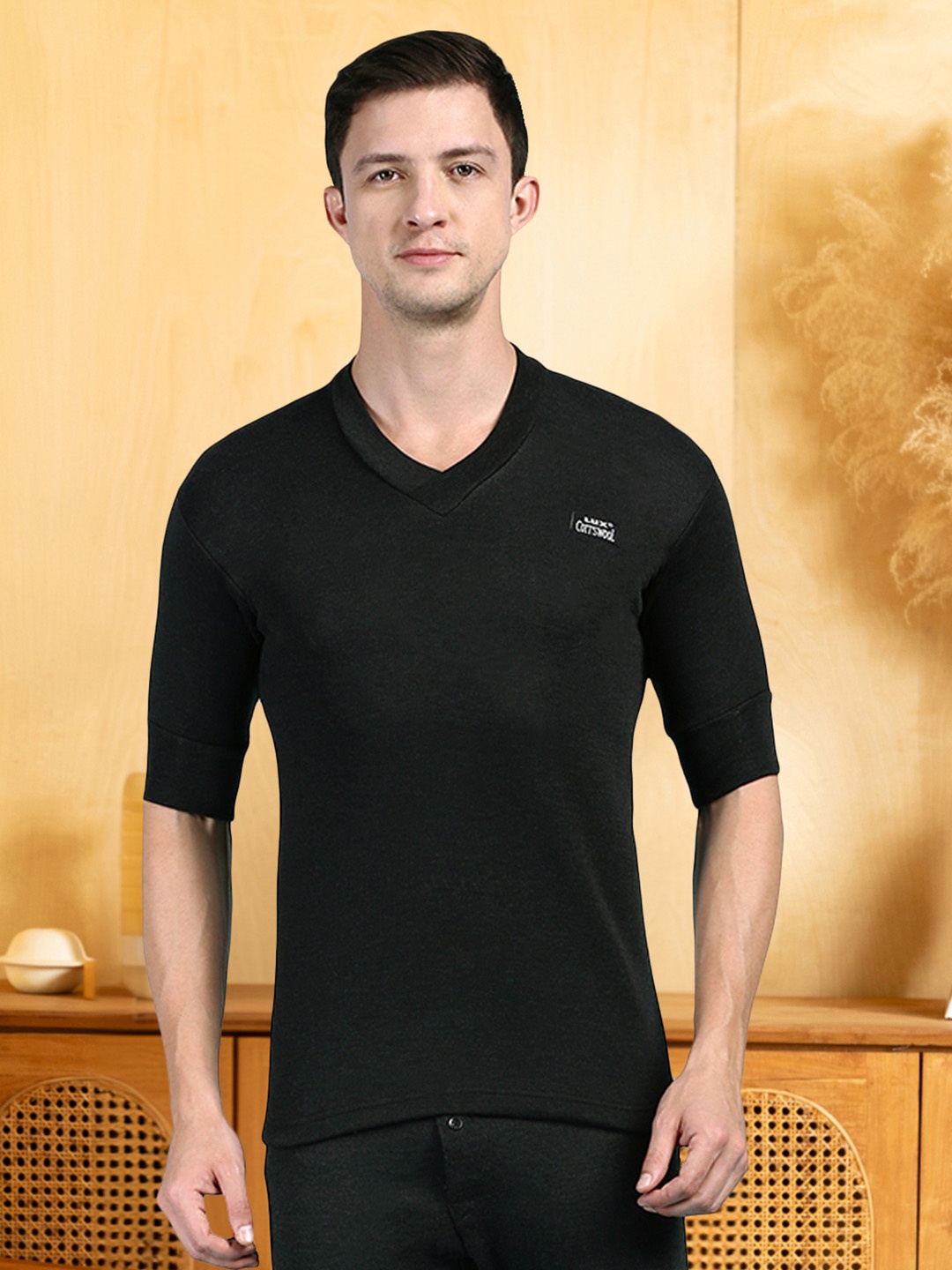 

Lux Cottswool V-Neck Short Sleeves Thermal Tops, Black