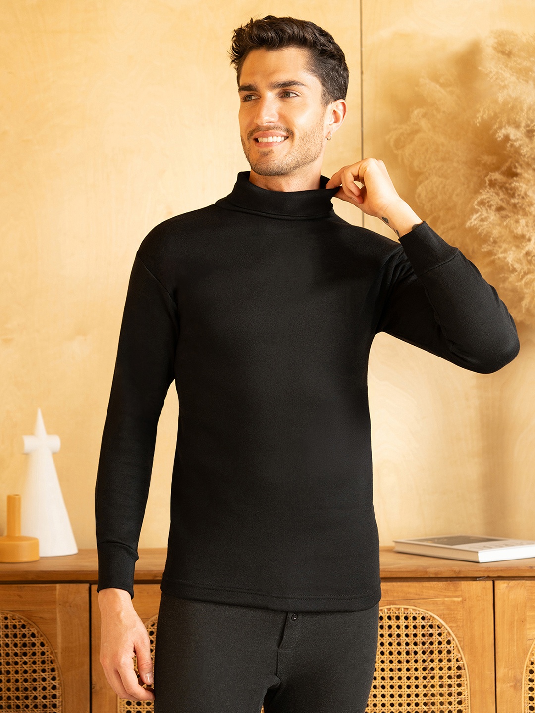 

Lux Cottswool High-Neck Thermal Top, Black