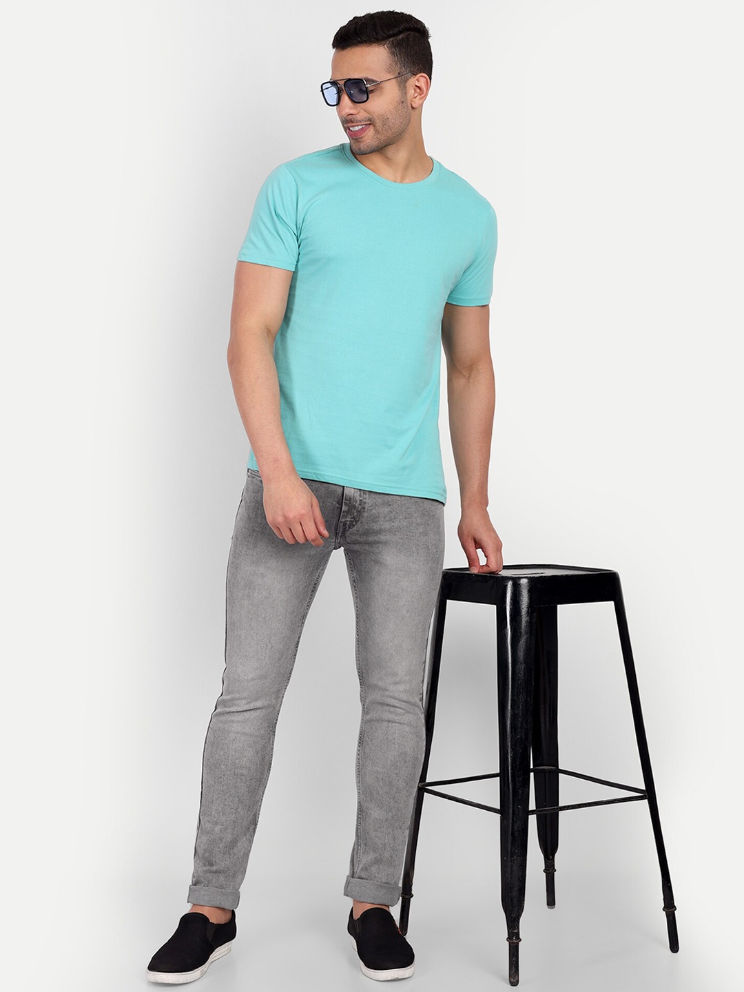 

Mast & Harbour Men Grey Micheal Slim Fit Clean Look Heavy Fade Jeans