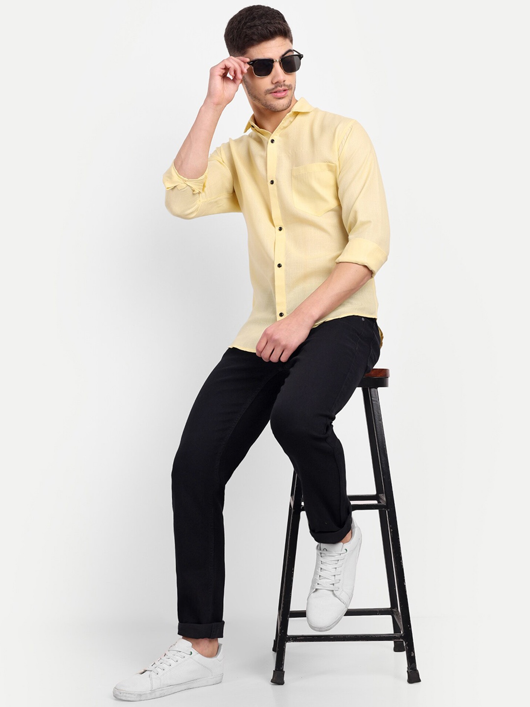 

Mast & Harbour Men Black Mid Rise Micheal Slim Fit Denim Jeans