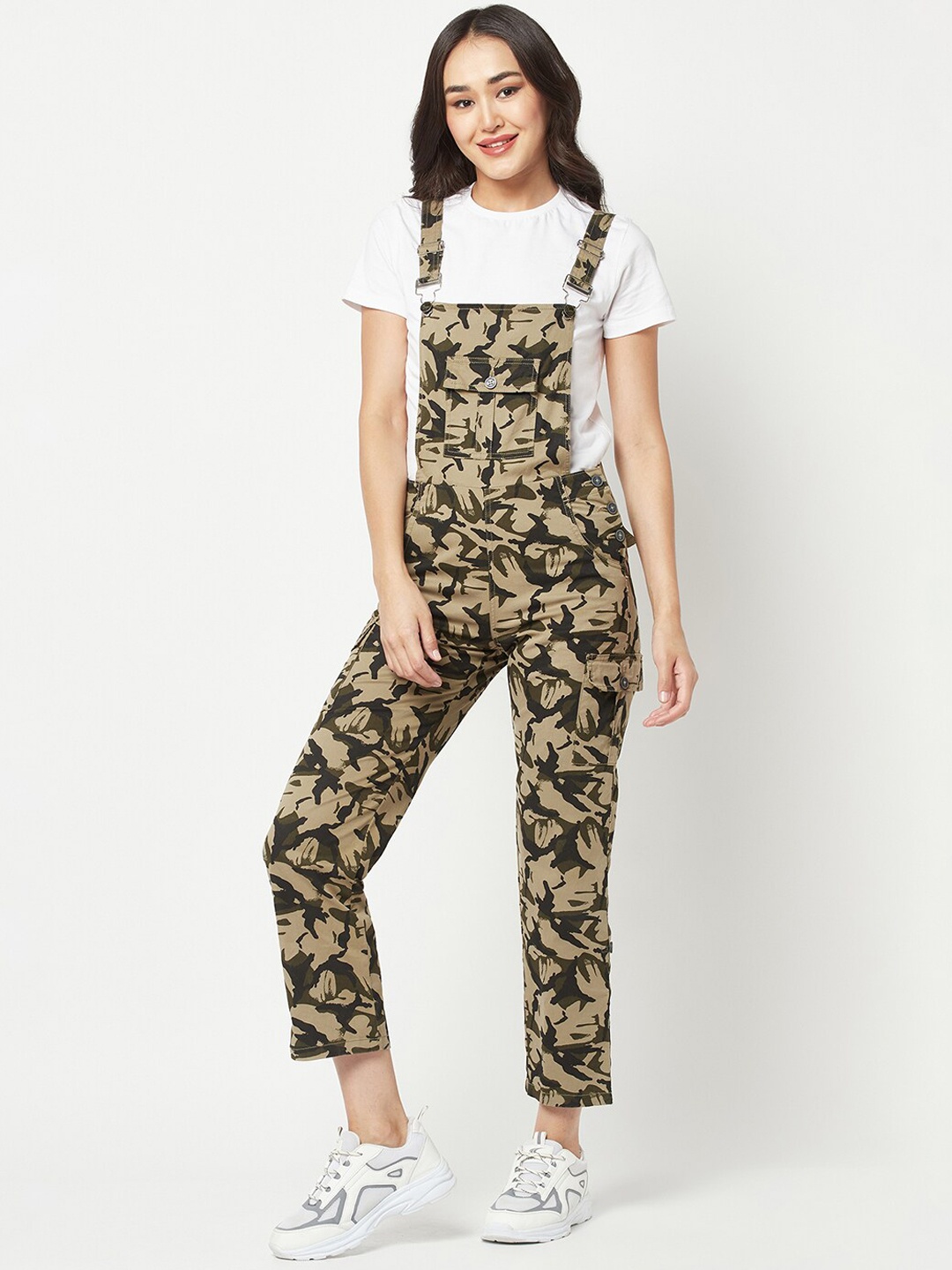 

Crimsoune Club Camouflage Printed Cargo Style Dungaree With T-Shirt, Khaki