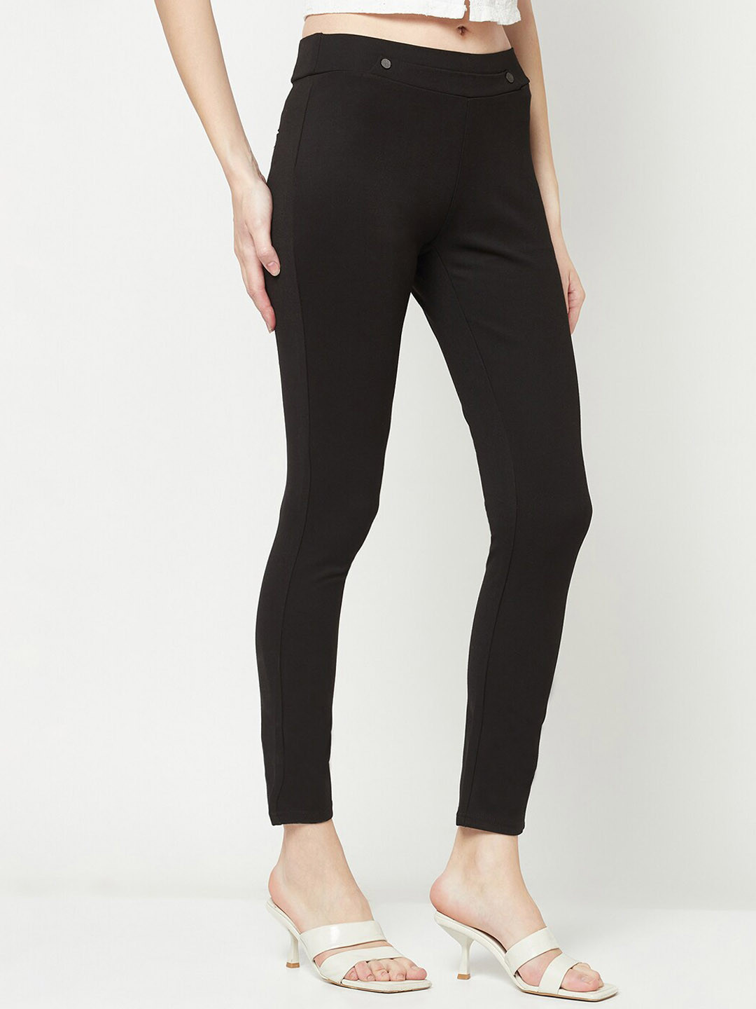 

Crimsoune Club Women Urban Slim Fit Cigaratte Trousers, Black