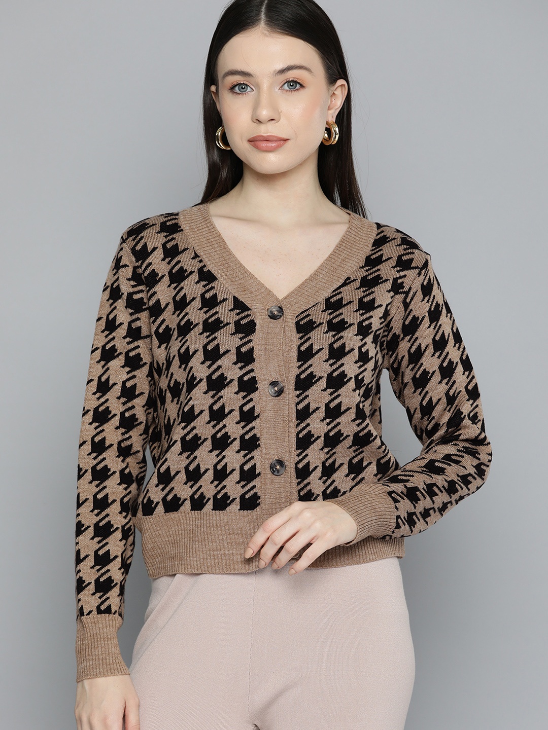 

Chemistry Houndstooth Detail Cardigan, Black