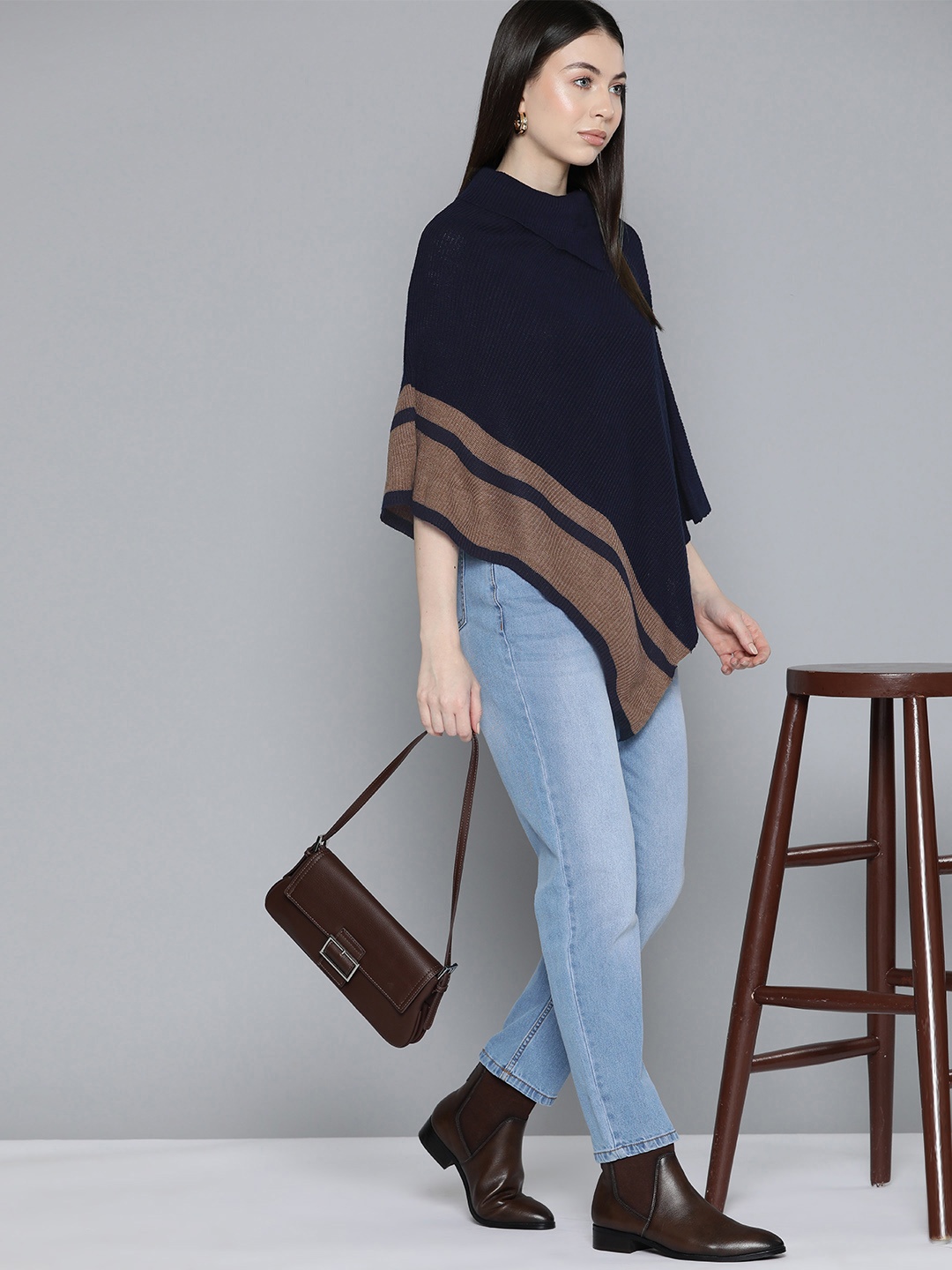 

Chemistry Women Colourblocked Acrylic Poncho, Navy blue