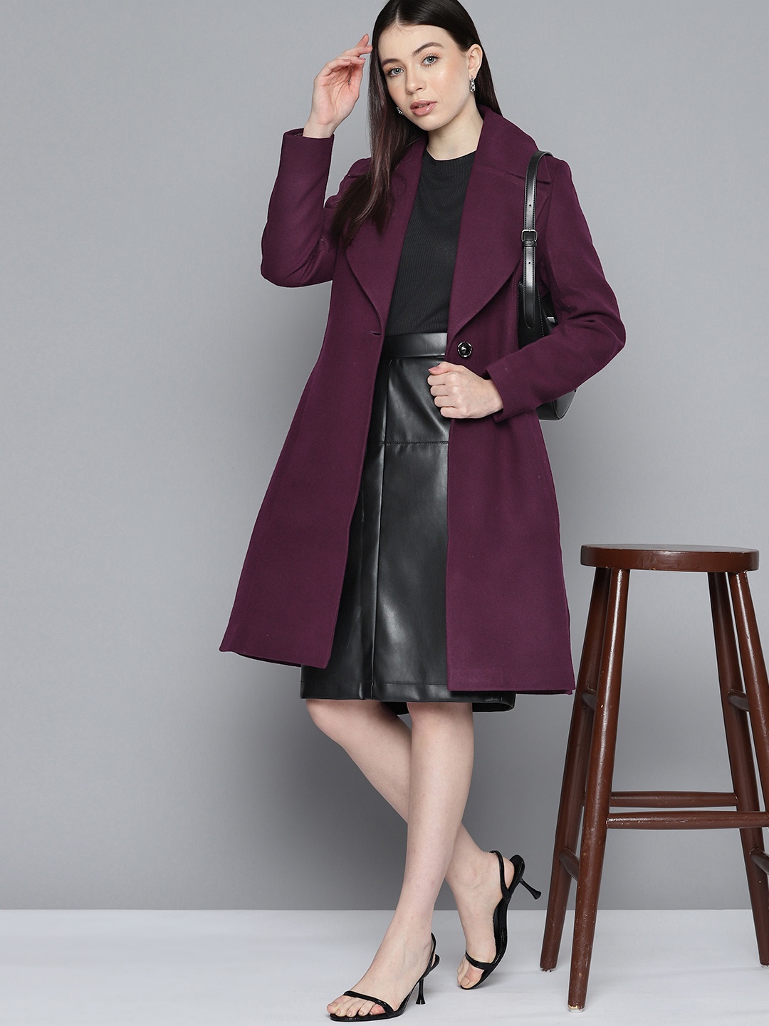 

Chemistry Women Notched Lapel Longline Overcoat, Burgundy