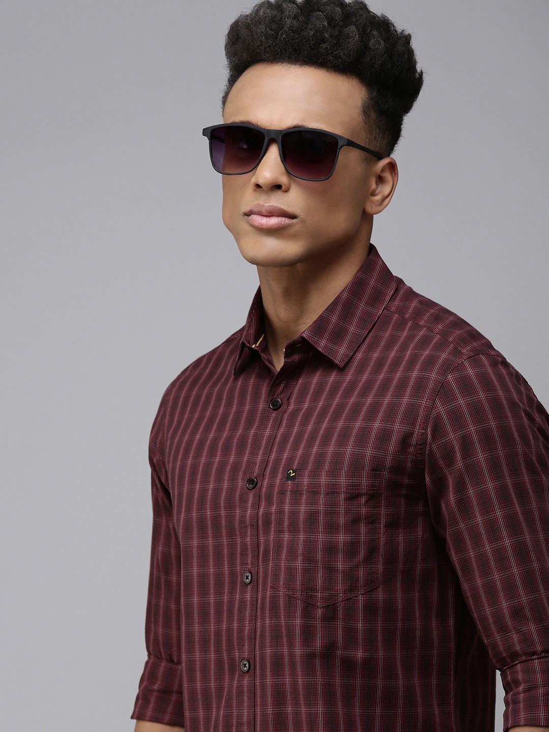 

SPYKAR Pure Cotton Slim Fit Checked Casual Shirt, Maroon