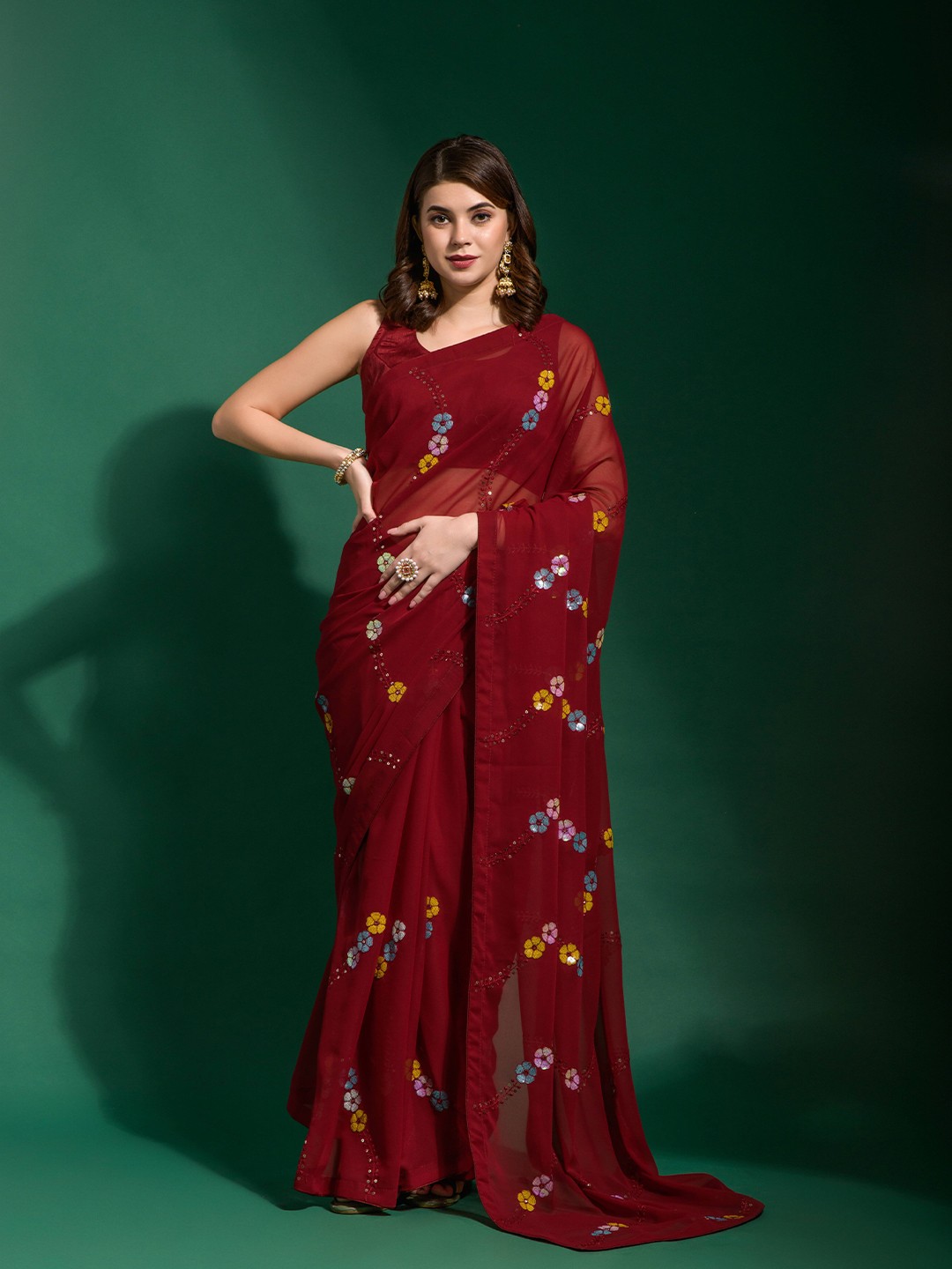 

DIVASTRI Floral Sequinned Saree, Maroon