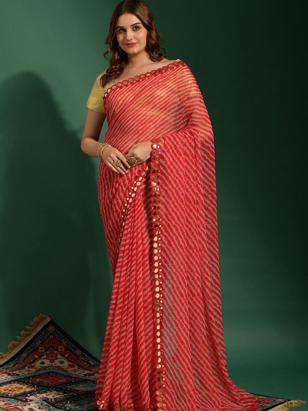

DIVASTRI Leheriya Printed Mirror Work Saree, Pink
