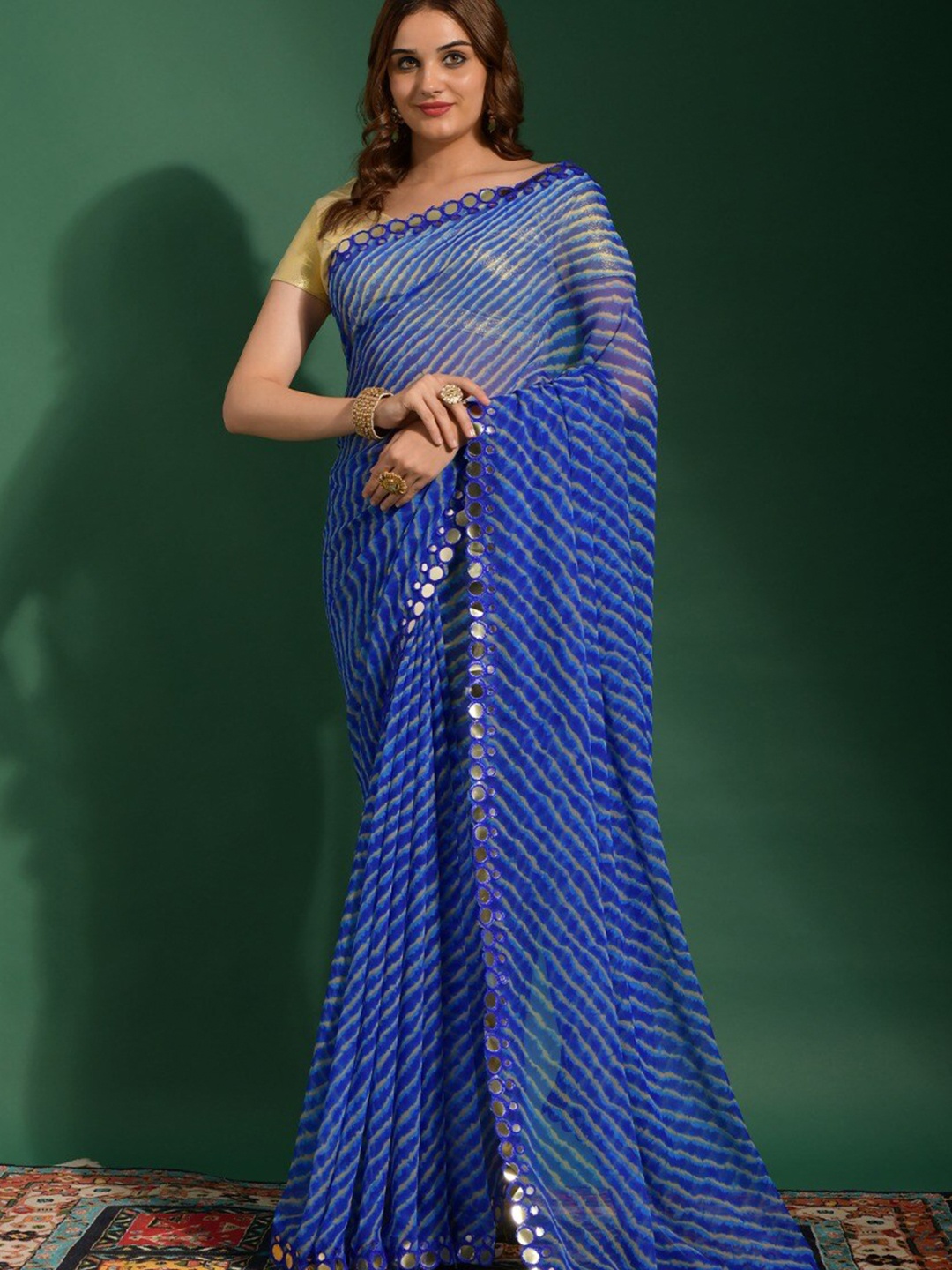 

DIVASTRI Leheriya Printed Mirror Work Saree, Blue