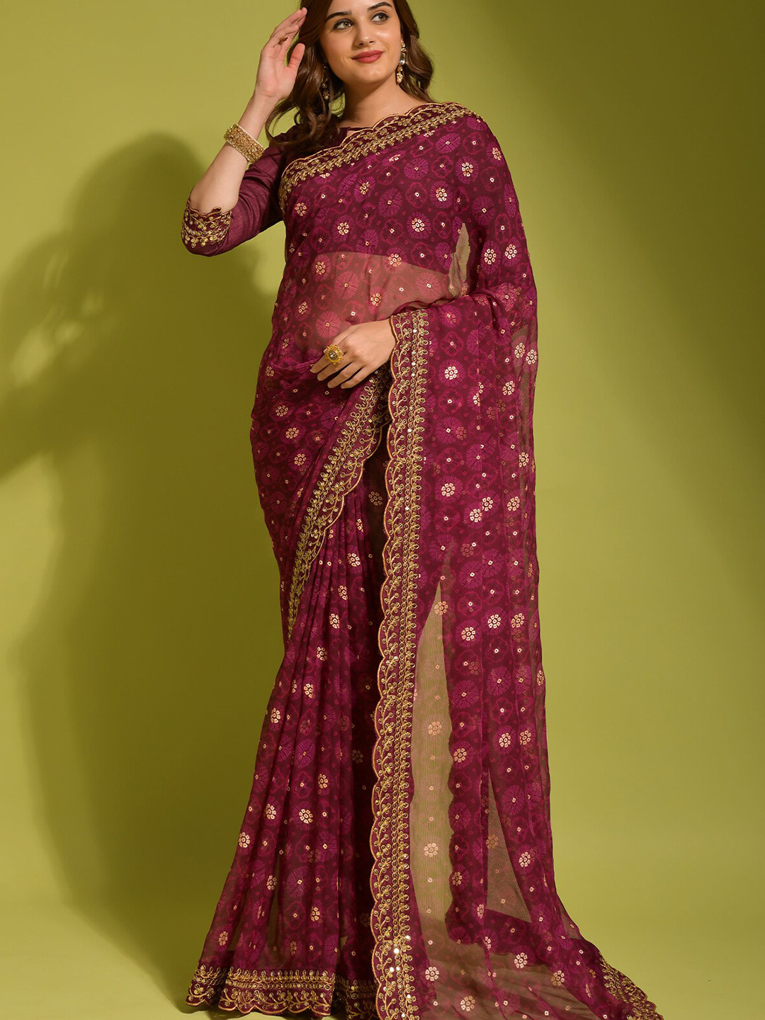 

DIVASTRI Bandhani Printed Embroidered Saree, Purple