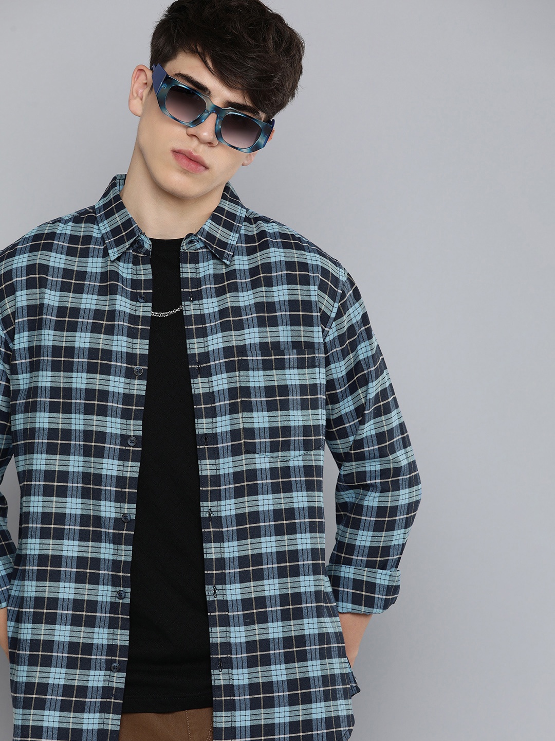 

R.Code by The Roadster Life Co. Classic Tartan Checked Casual Shirt, Navy blue