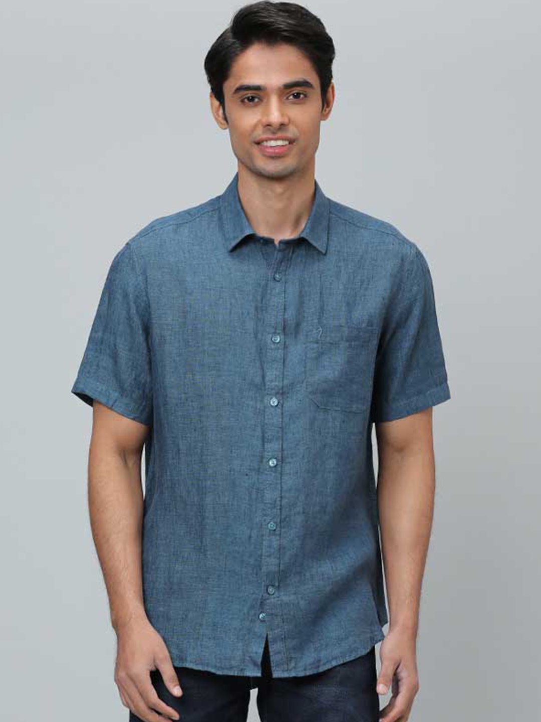 

Indian Terrain Men Chiseled Slim Fit Opaque Casual Shirt, Blue