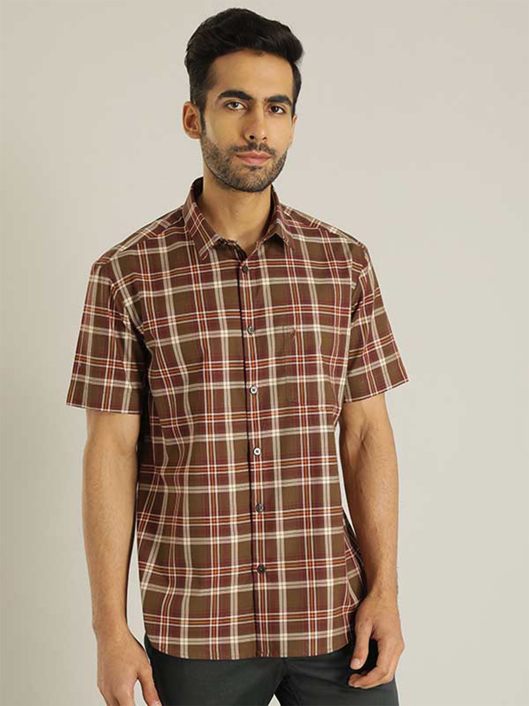 

Indian Terrain Men Chiseled Slim Fit Tartan Checked Pure Cotton Casual Shirt, Maroon