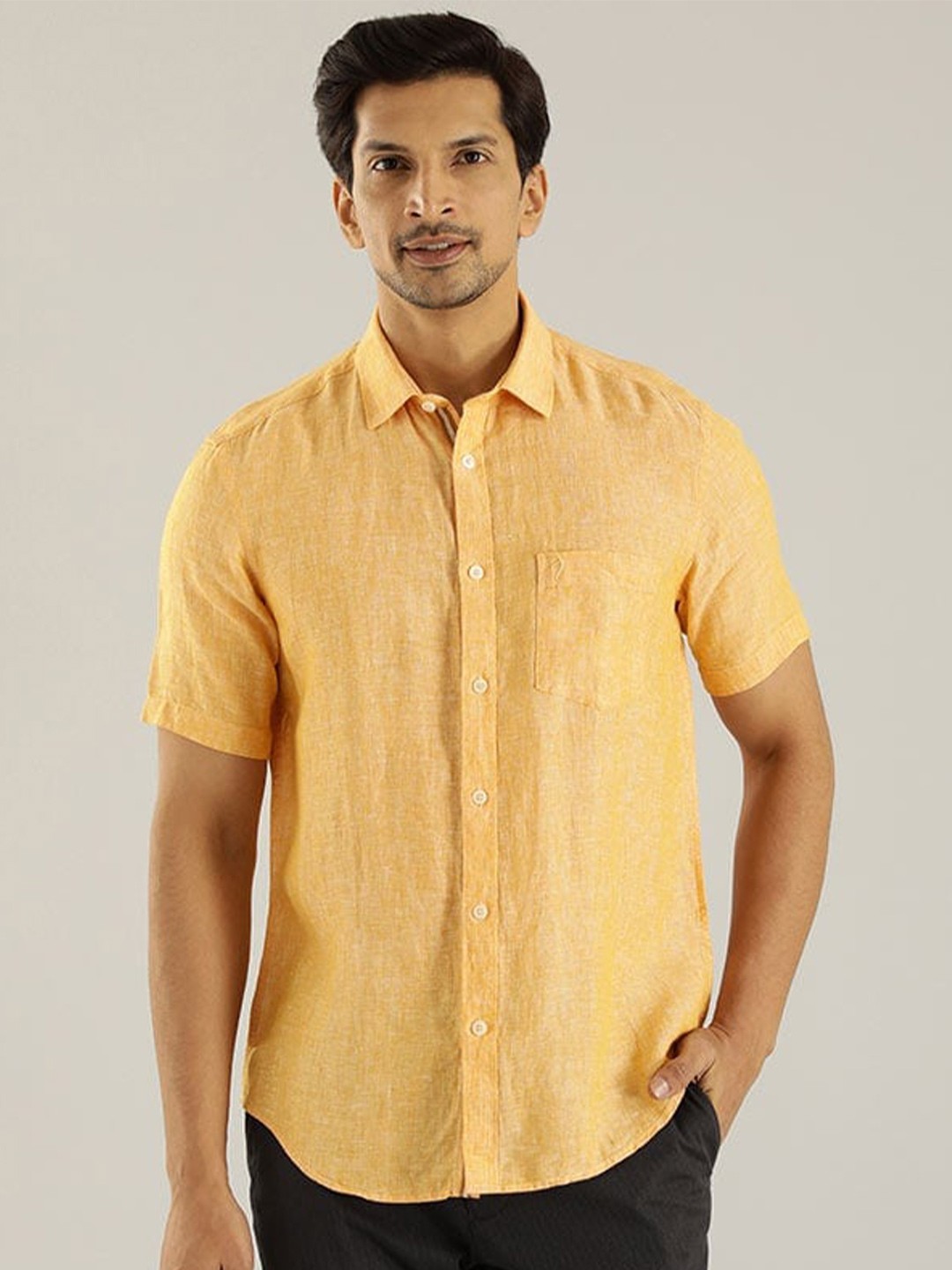 

Indian Terrain Chiseled Slim Fit Pure Cotton Casual Shirt, Yellow