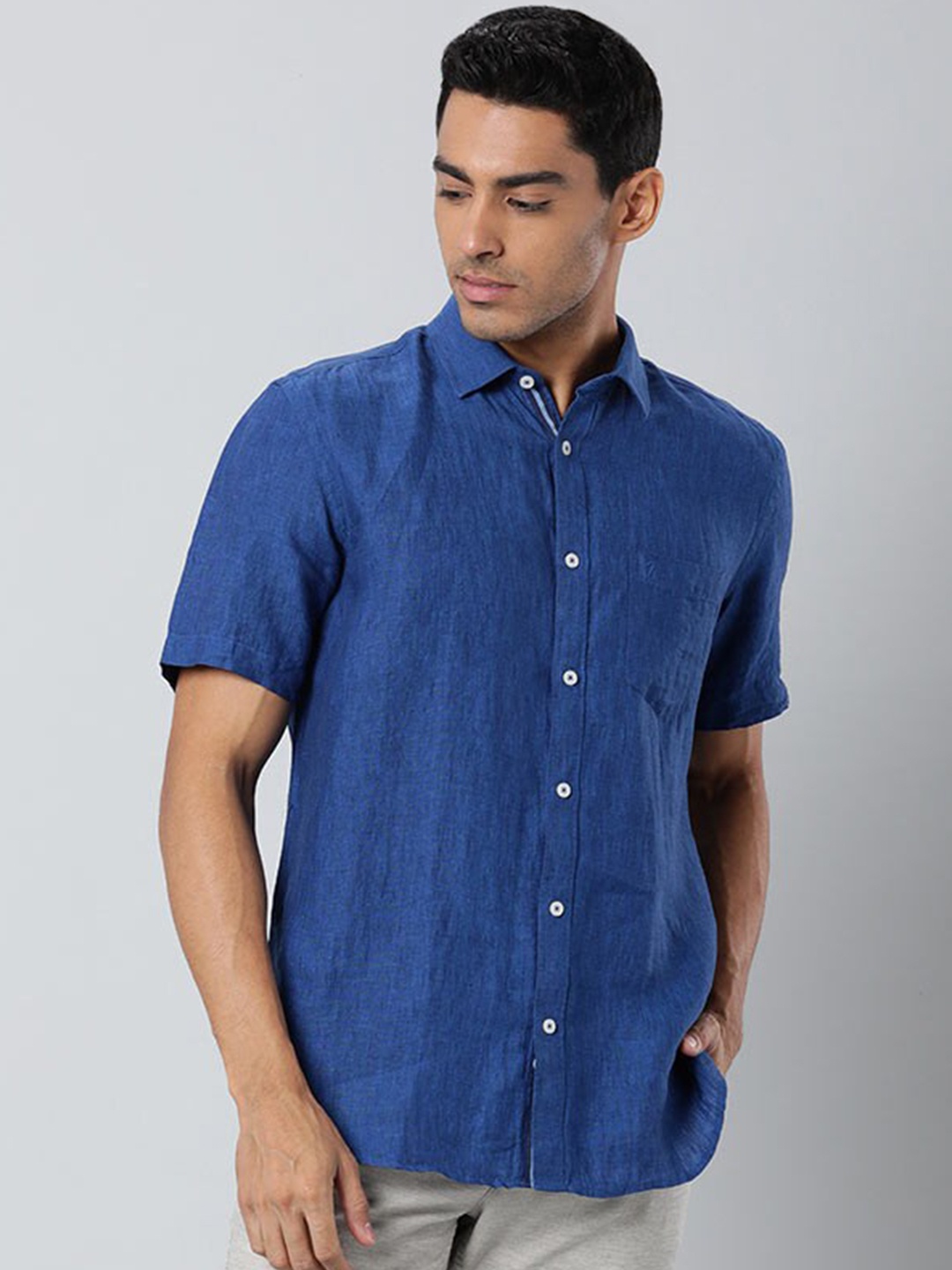 

Indian Terrain Chiseled Slim Fit Pure Cotton Casual Shirt, Blue