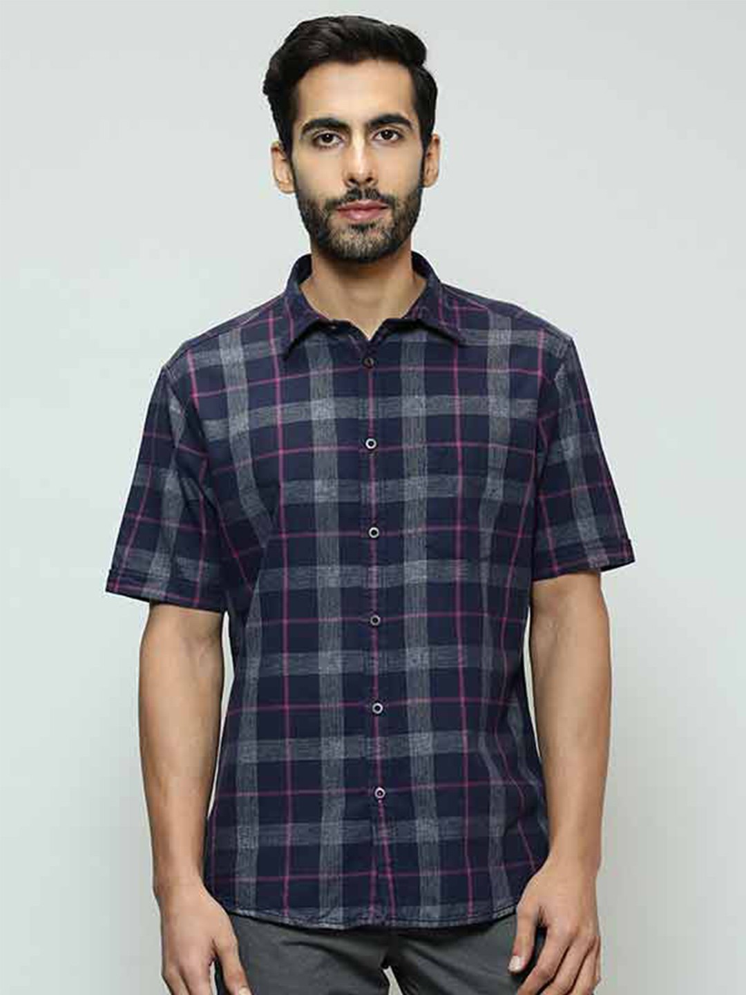 

Indian Terrain Chiseled Slim Fit Tartan Checks Pure Cotton Casual Shirt, Navy blue
