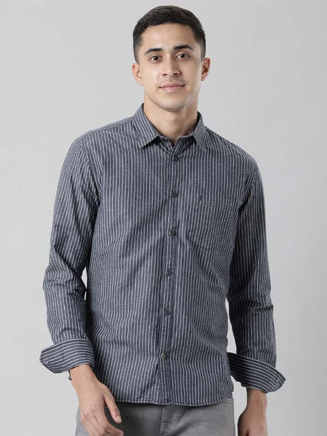

Indian Terrain Chiseled Slim Fit Striped Pure Cotton Casual Shirt, Blue