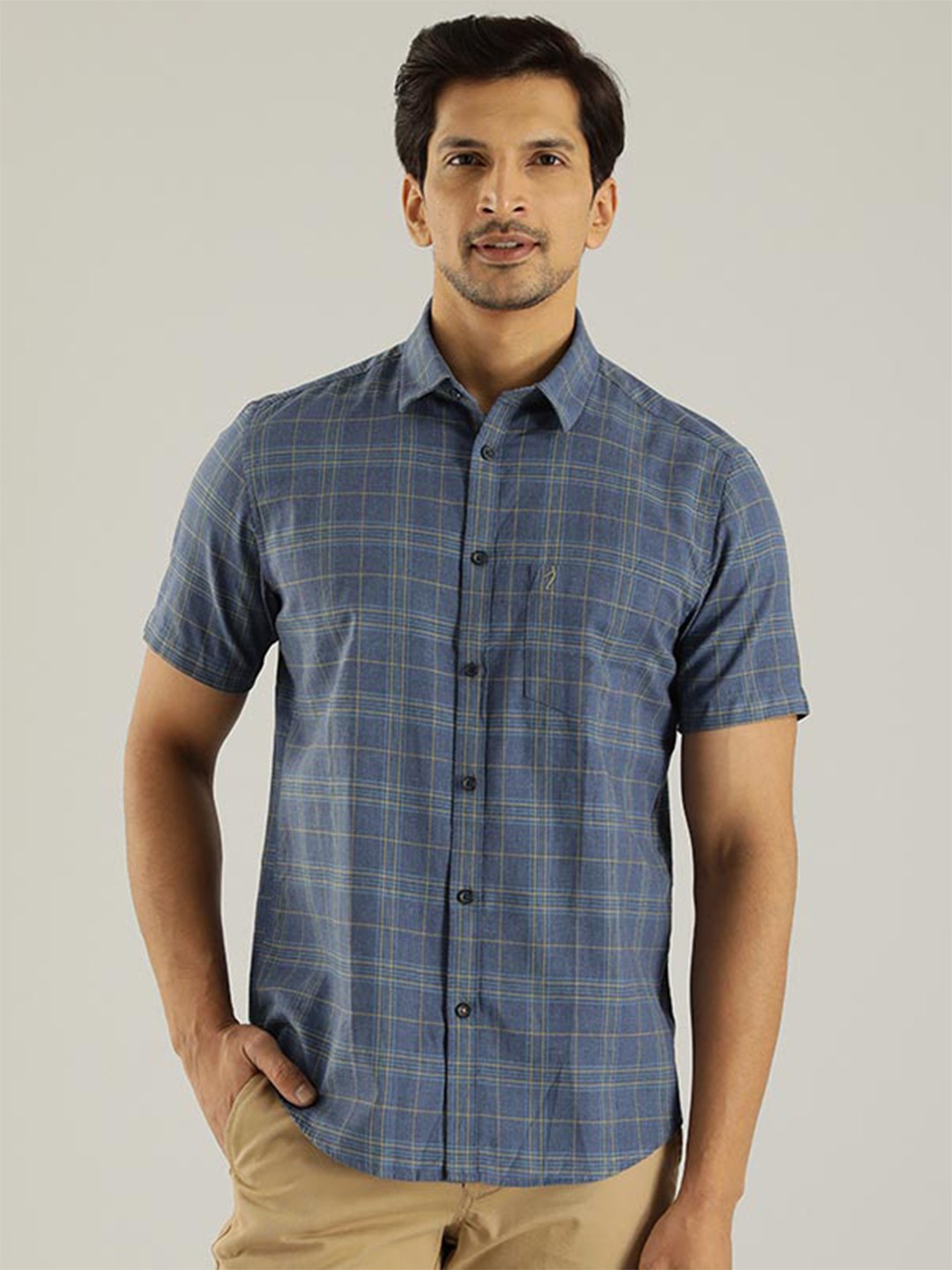 

Indian Terrain Men Chiseled Slim Fit Tartan Checked Pure Cotton Casual Shirt, Blue