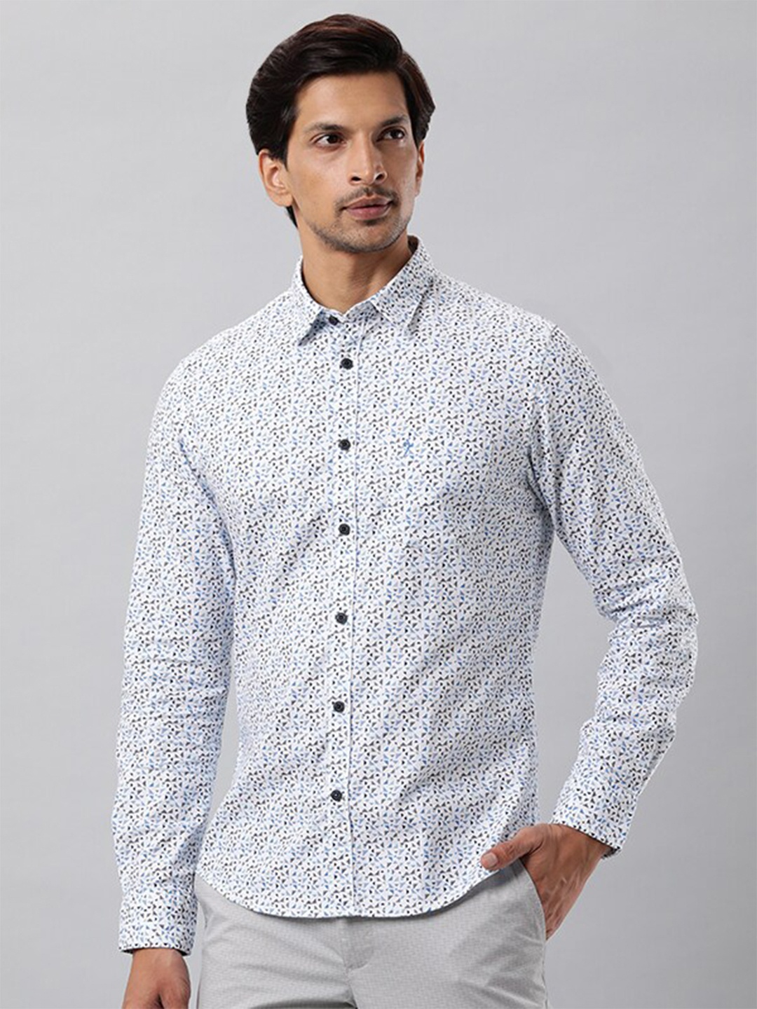 

Indian Terrain Chiseled Slim Fit Geometric Printed Pure Cotton Shirt, White