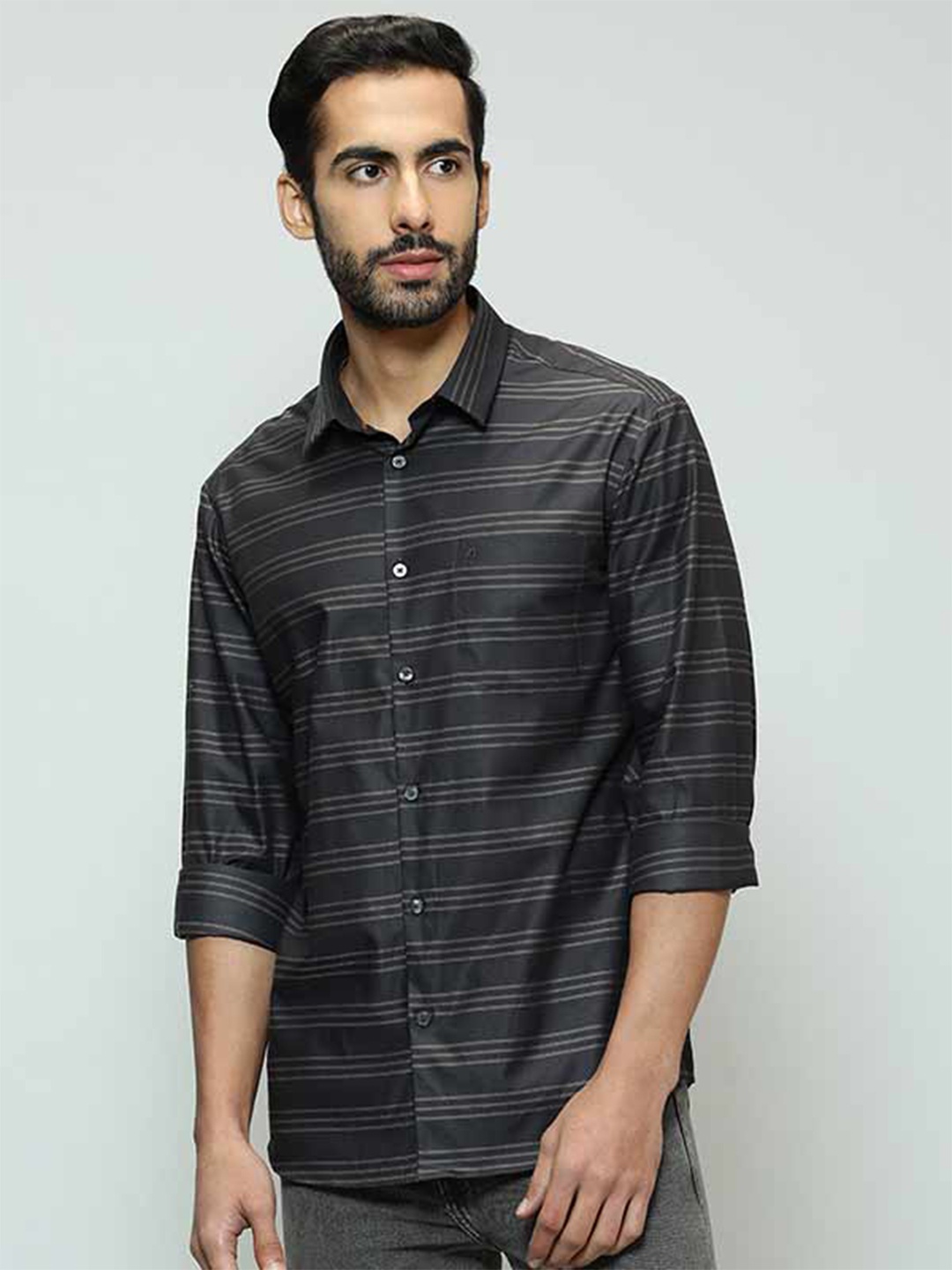 

Indian Terrain Chiseled Slim Fit Horizontal Striped Casual Pure Cotton Shirt, Black